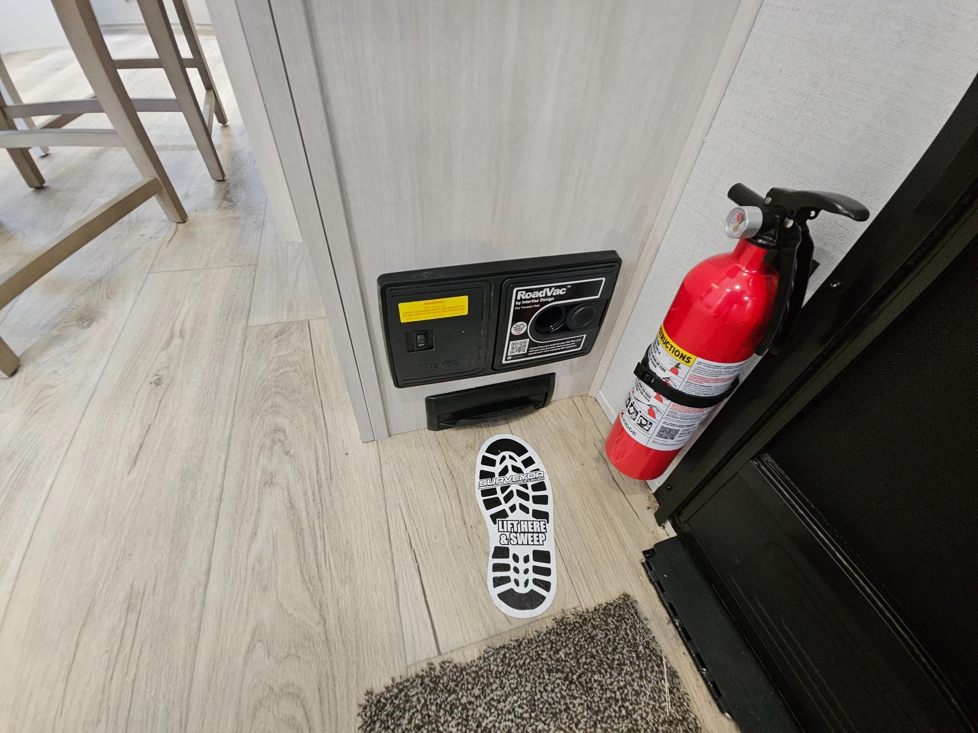 2026 Forest River 2026 Forest River Surveyor Legend - thumbnail 35