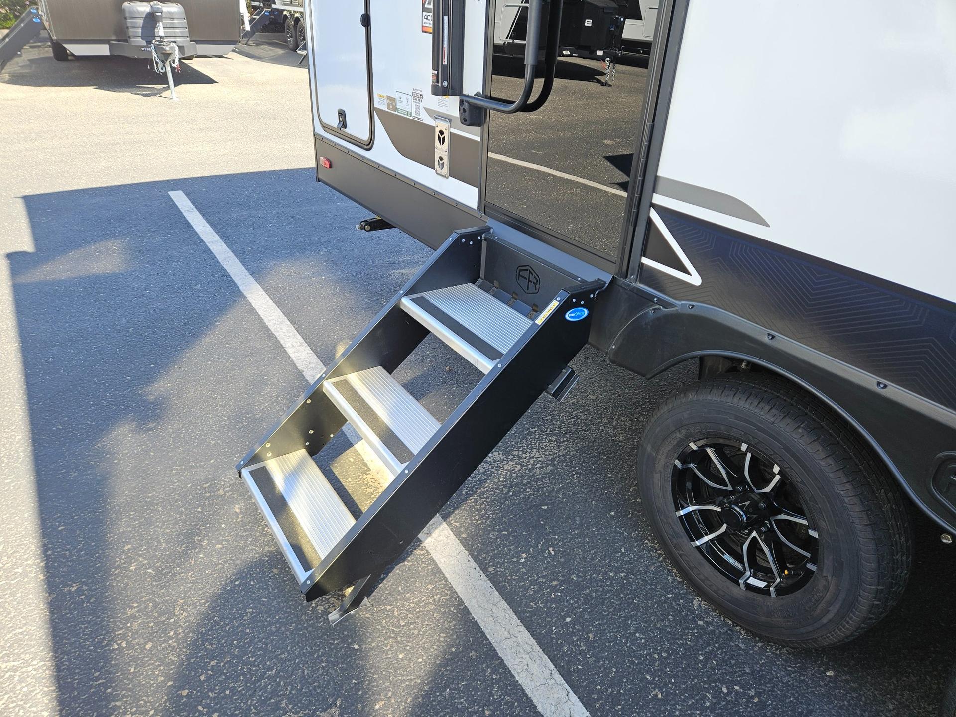 2026 Forest River 2026 Forest River Surveyor Legend - thumbnail 42