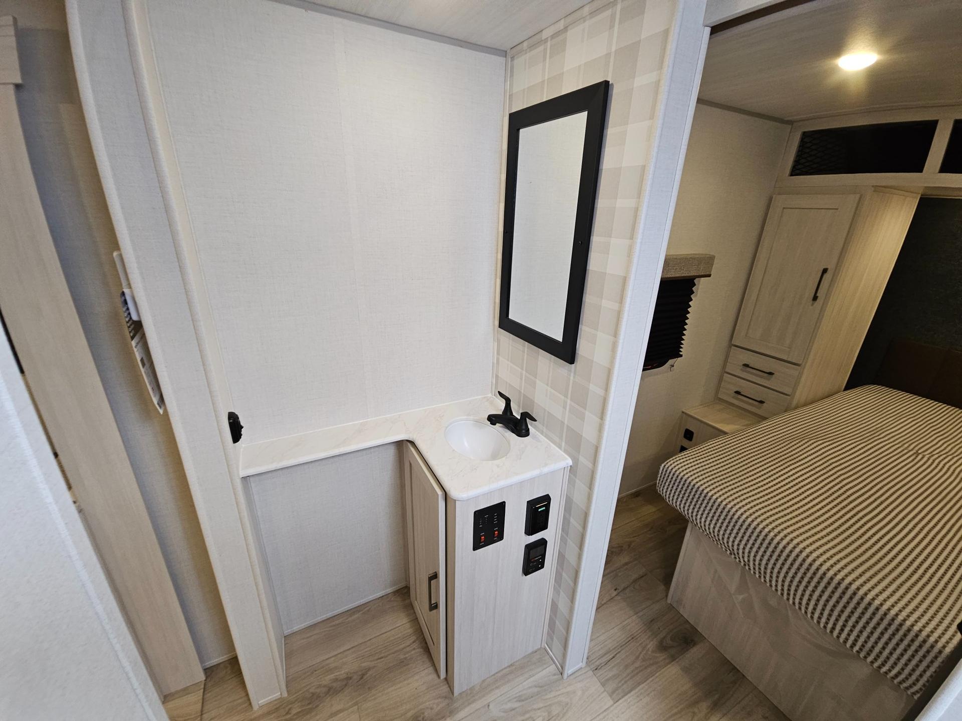 2026 Forest River 2026 Forest River Surveyor Camp Series - thumbnail 27