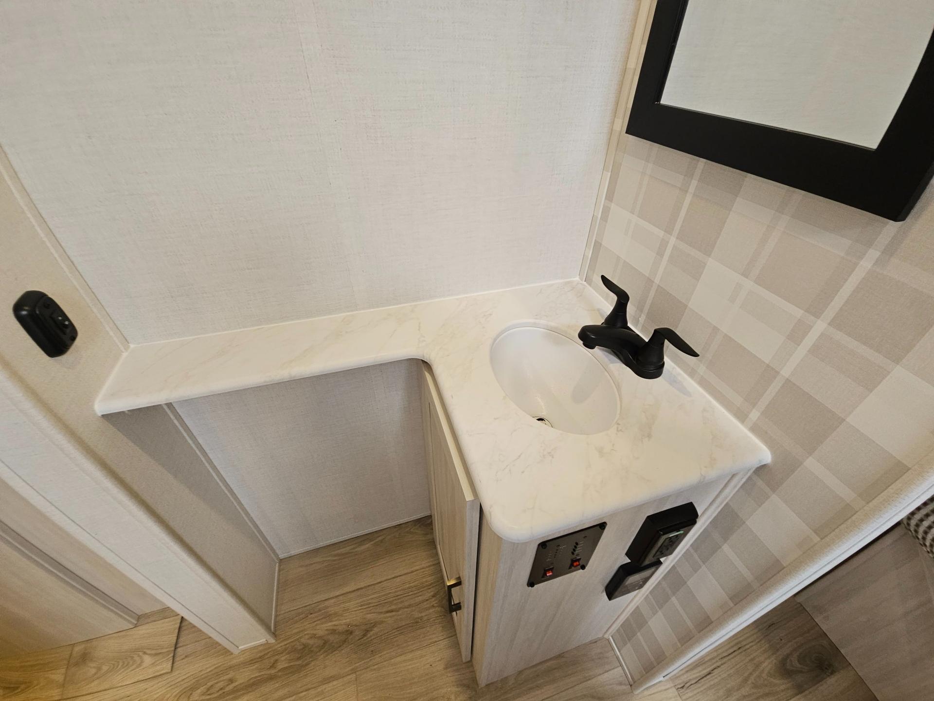 2026 Forest River 2026 Forest River Surveyor Camp Series - thumbnail 28