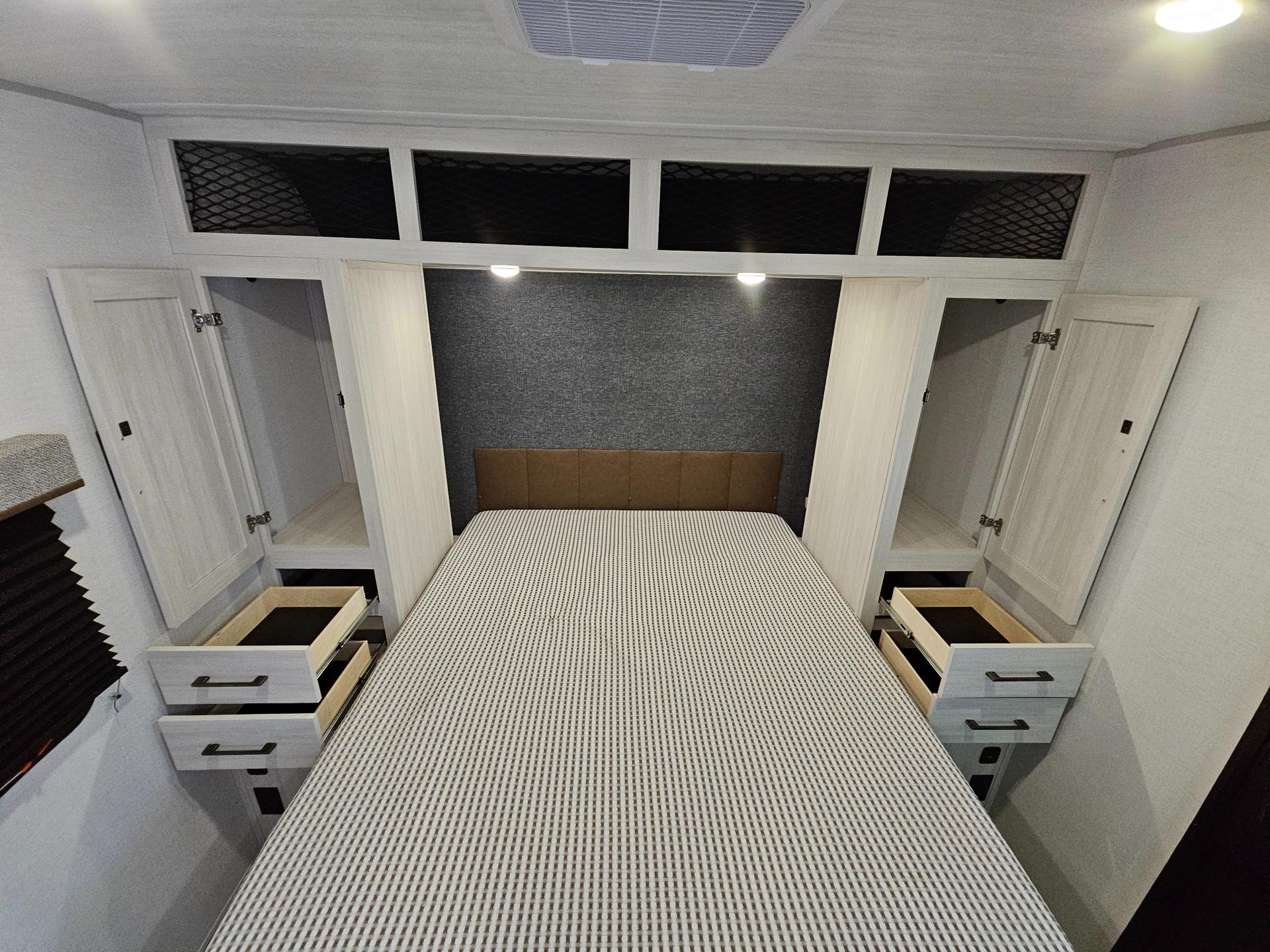 2026 Forest River 2026 Forest River Surveyor Camp Series - thumbnail 33