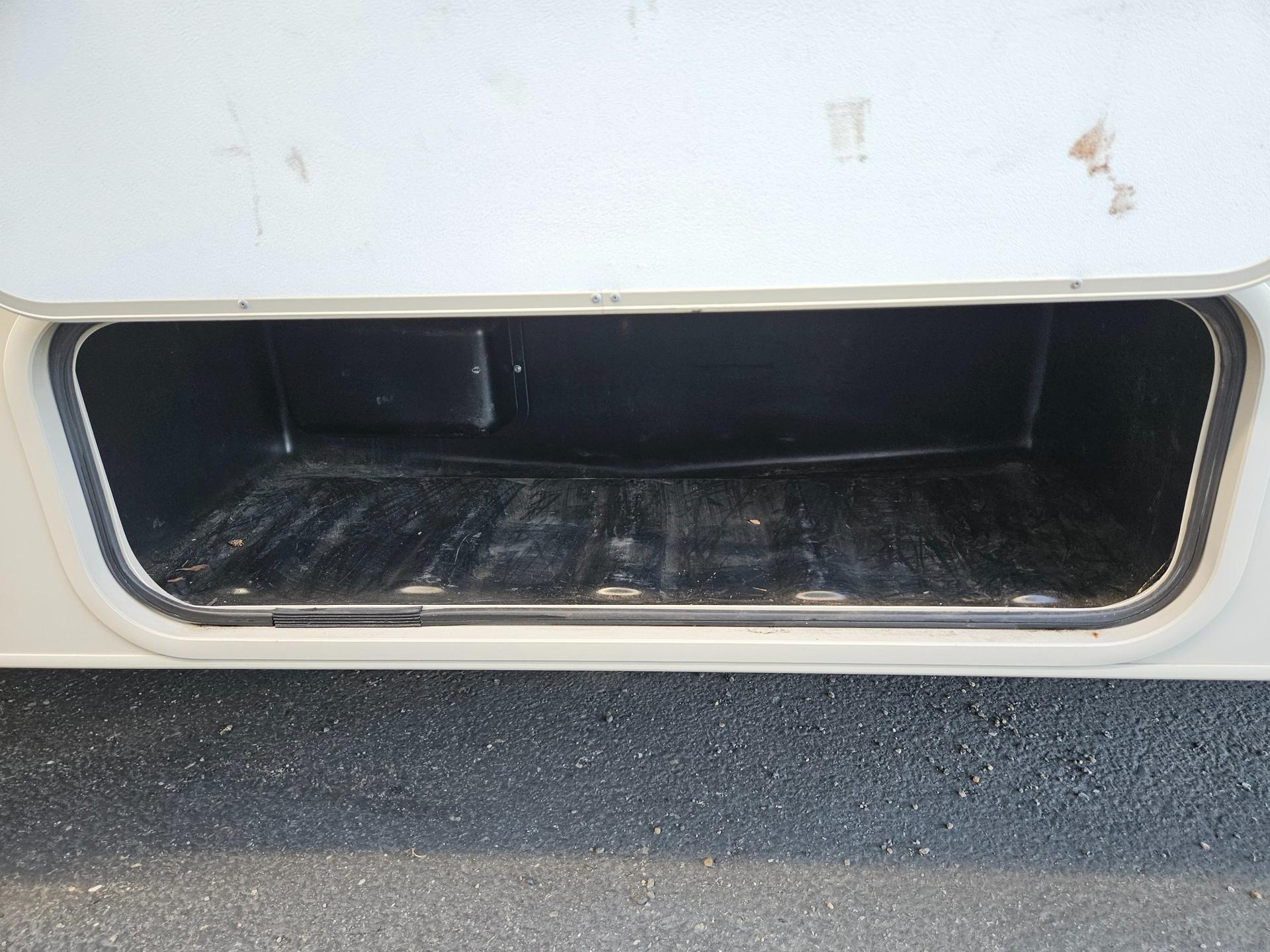 2020 Coachmen 2020 Coachmen Leprechaun - thumbnail 12