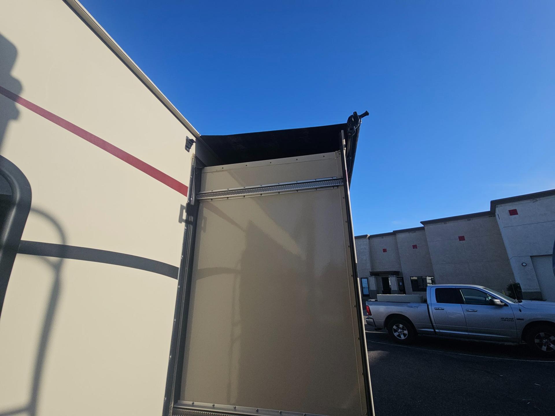 2020 Coachmen 2020 Coachmen Leprechaun - thumbnail 20