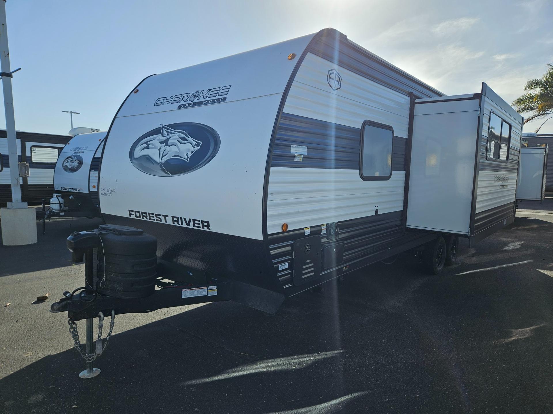 2026 Forest River 2026 Forest River Cherokee Grey Wolf - thumbnail 5