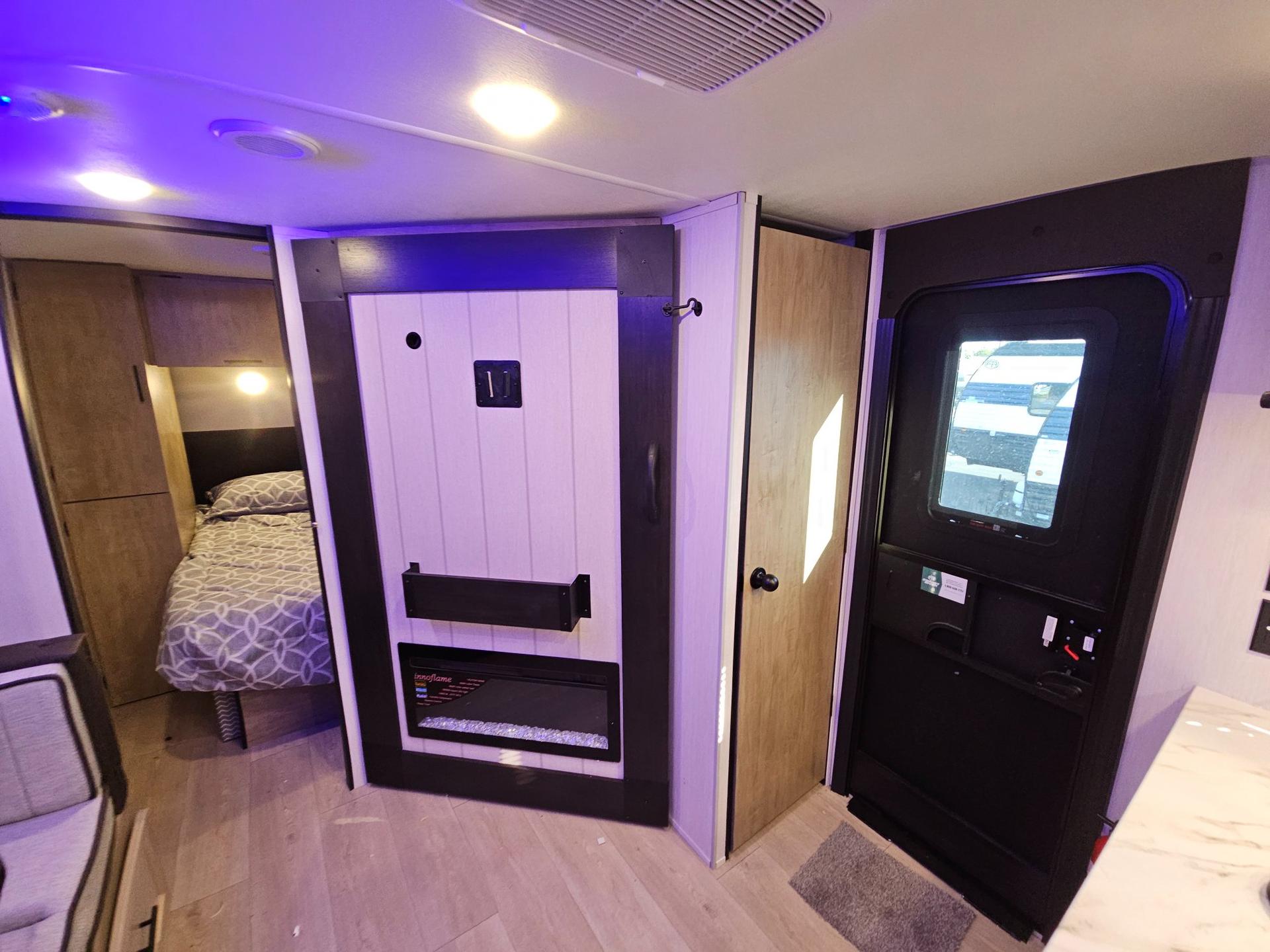 2026 Forest River 2026 Forest River Cherokee Grey Wolf - thumbnail 17