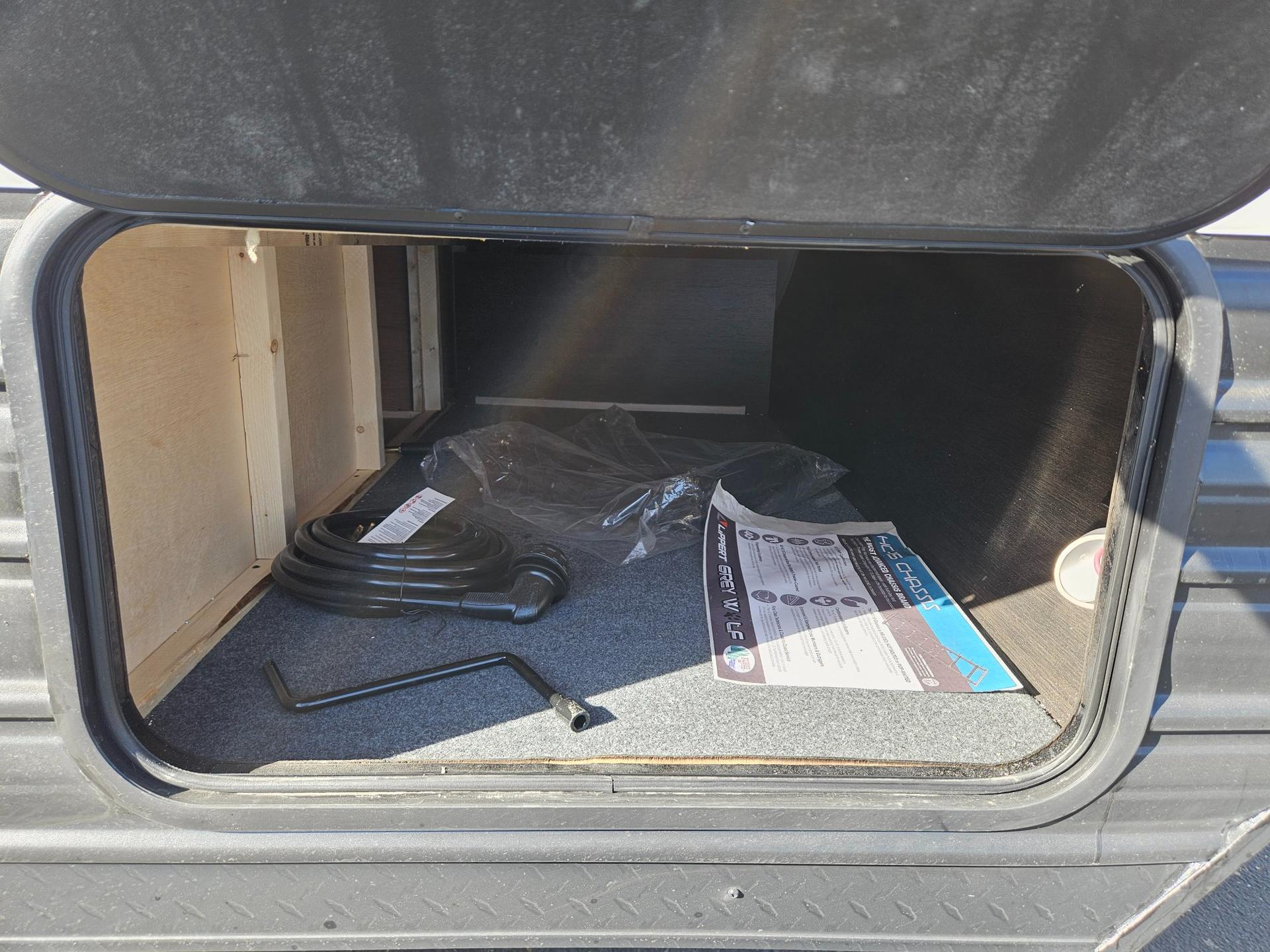 2026 Forest River 2026 Forest River Cherokee Grey Wolf - thumbnail 34