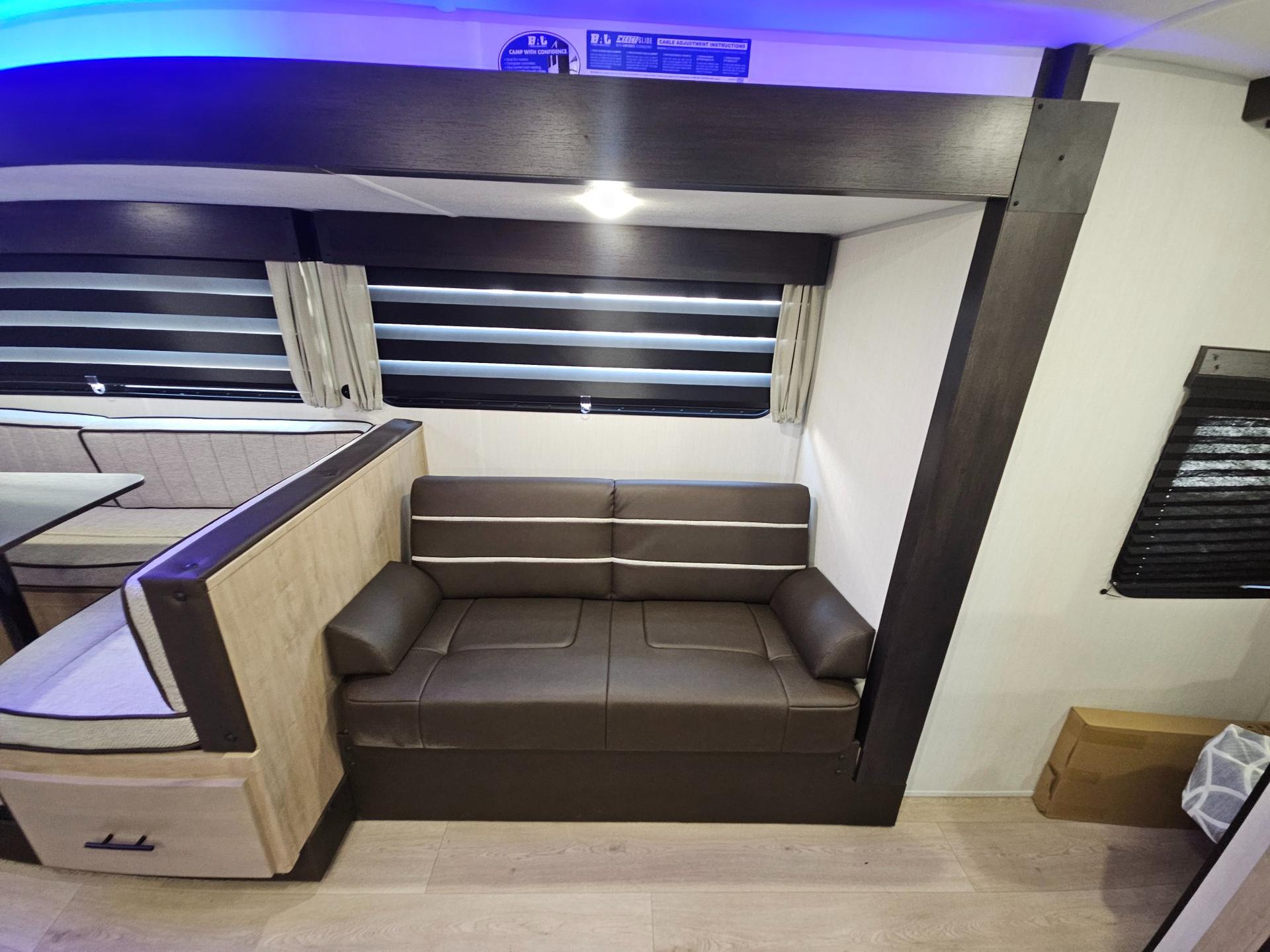 2026 Forest River 2026 Forest River Cherokee Grey Wolf - thumbnail 7