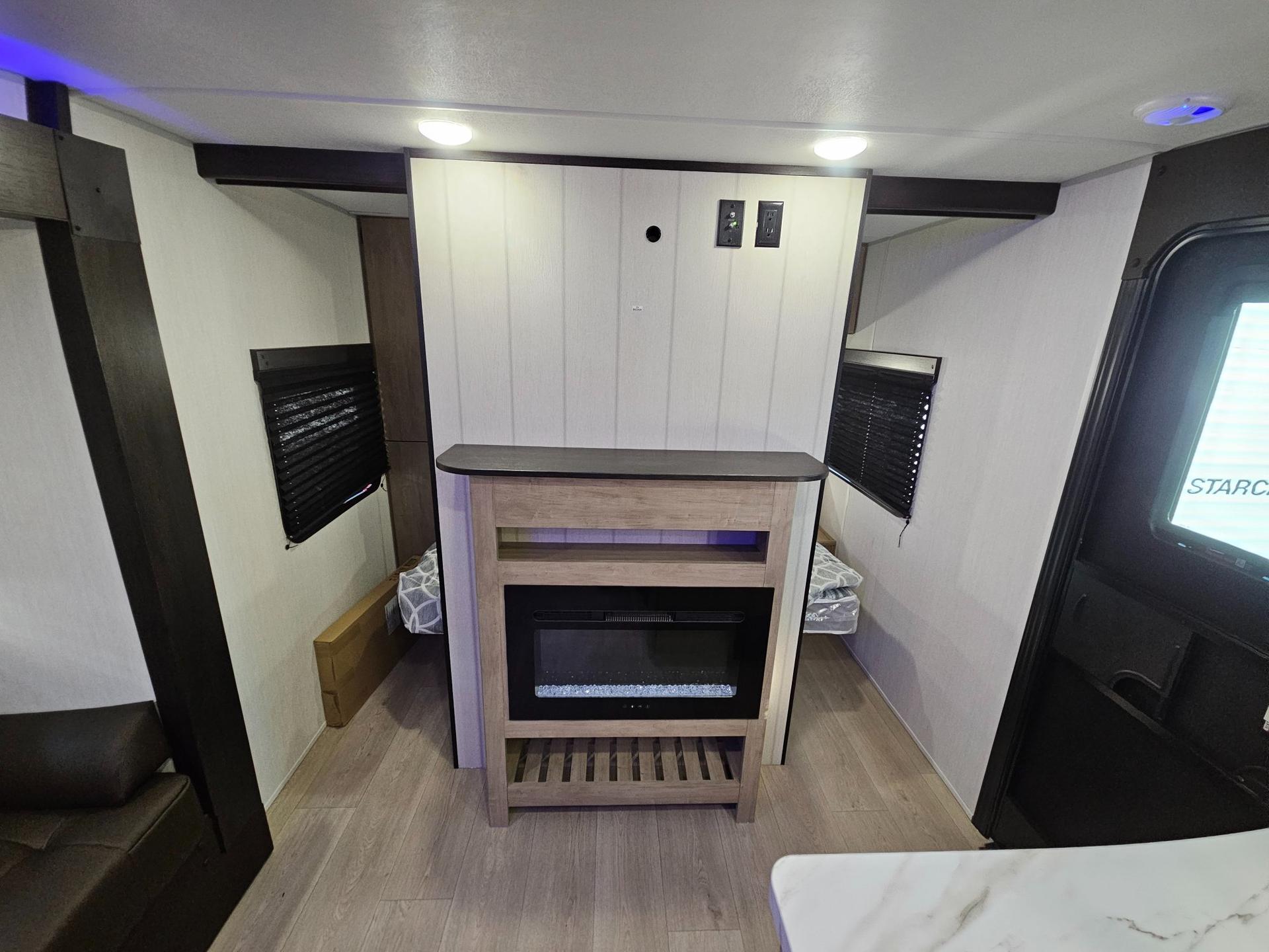 2026 Forest River 2026 Forest River Cherokee Grey Wolf - thumbnail 19