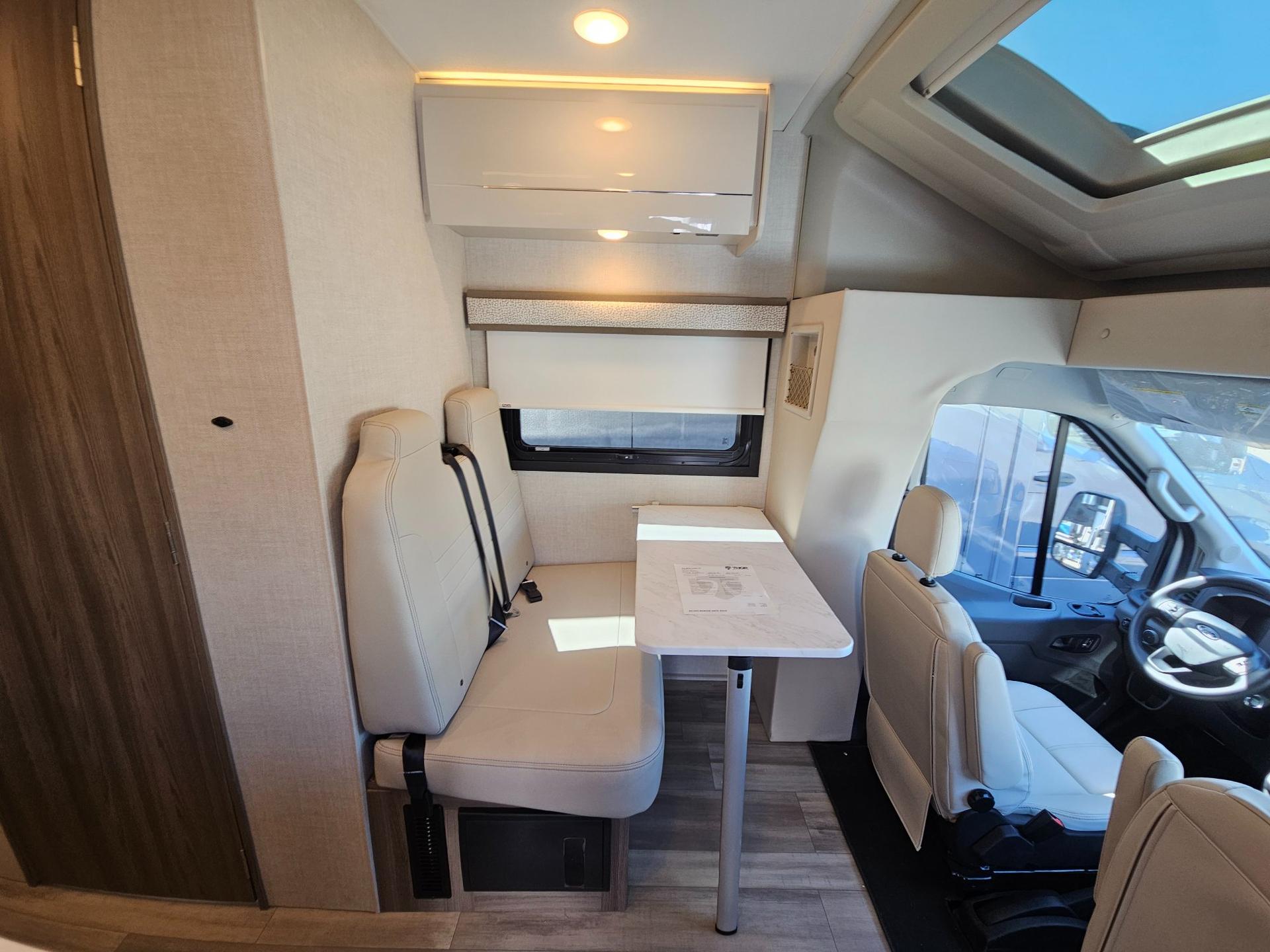 2026 Thor Motor Coach 2026 Thor Motor Coach Gemini Trip - thumbnail 8