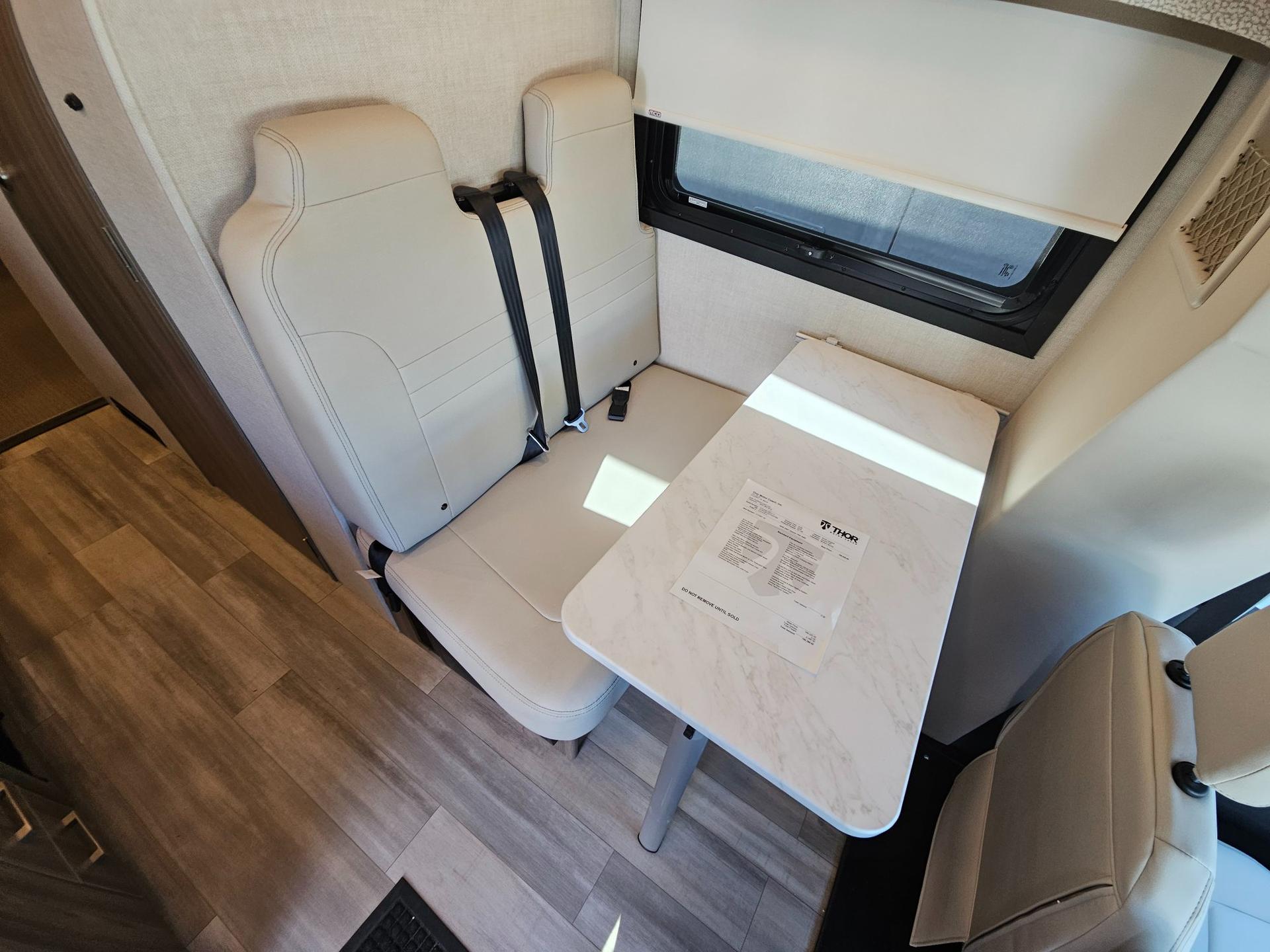 2026 Thor Motor Coach 2026 Thor Motor Coach Gemini Trip - thumbnail 9