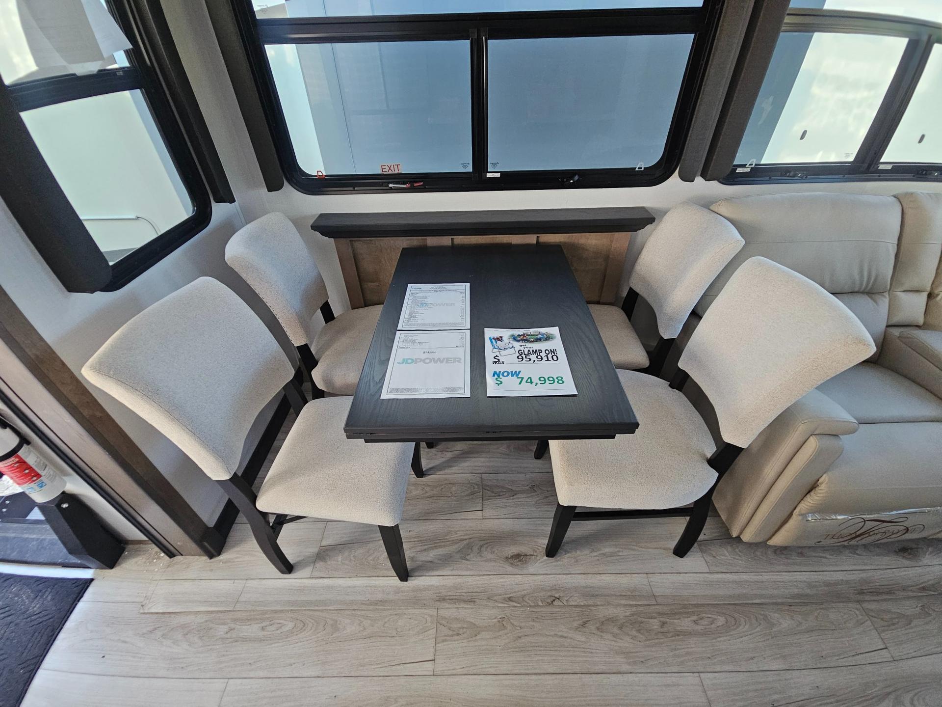 2024 Keystone RV 2024 Keystone RV Montana - thumbnail 13