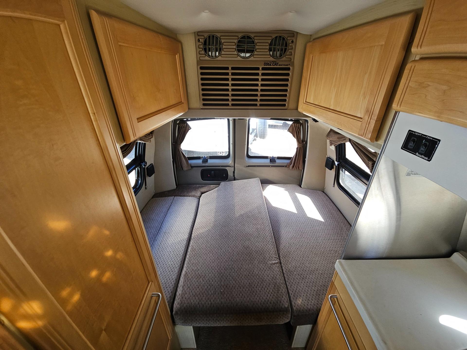 2006 Roadtrek 2006 Roadtrek 190 Versatile - thumbnail 13