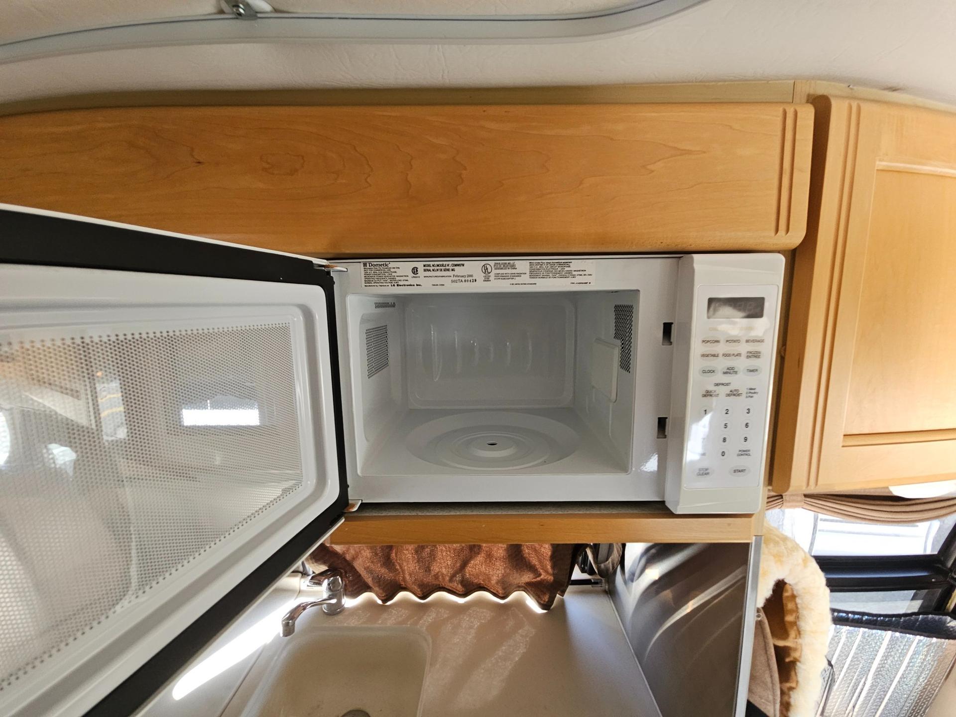 2006 Roadtrek 2006 Roadtrek 190 Versatile - thumbnail 22