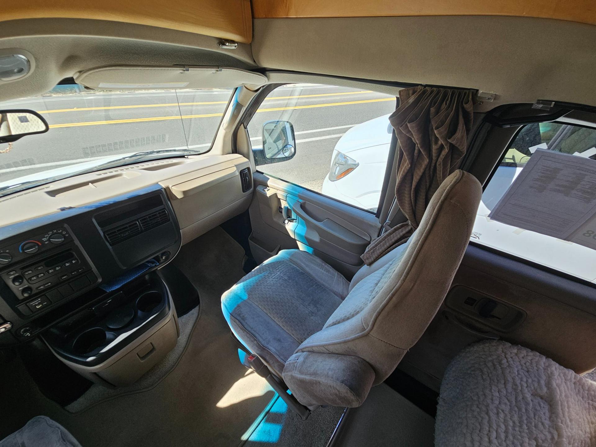 2006 Roadtrek 2006 Roadtrek 190 Versatile - thumbnail 27