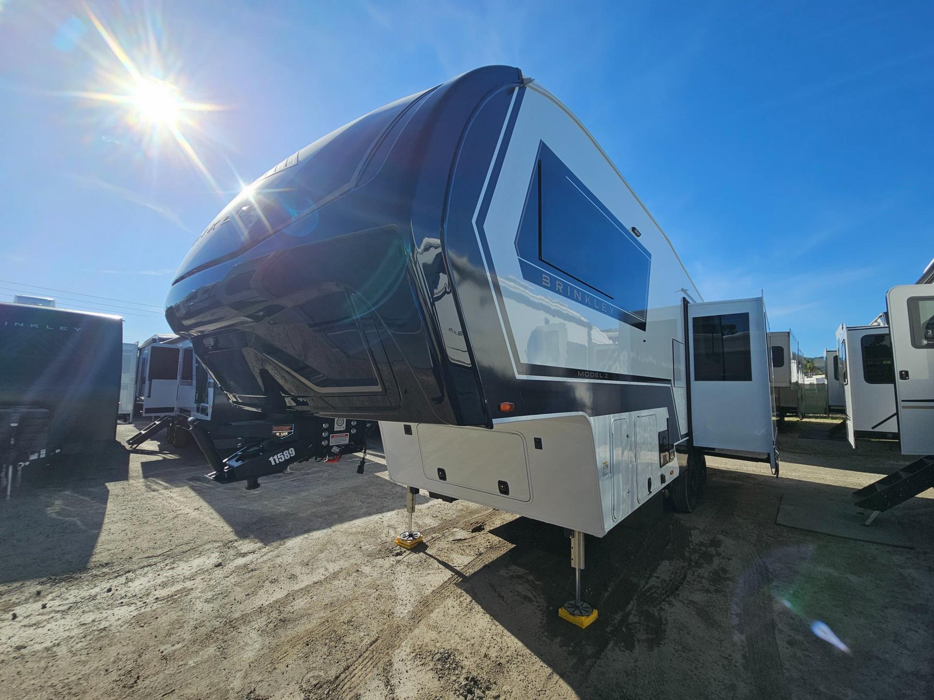 2026 Brinkley RV 2026 Brinkley RV Model Z - thumbnail 5