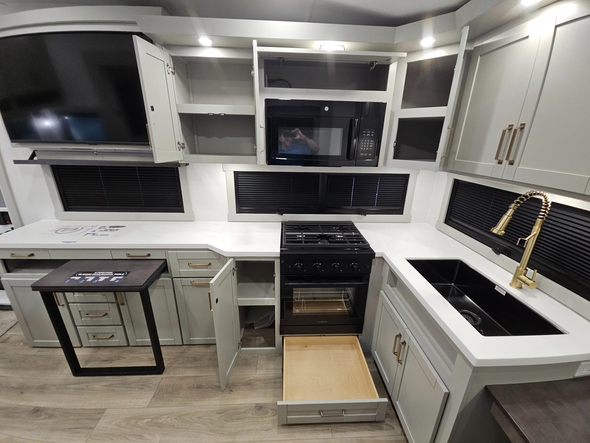 2026 Brinkley RV 2026 Brinkley RV Model Z - thumbnail 11