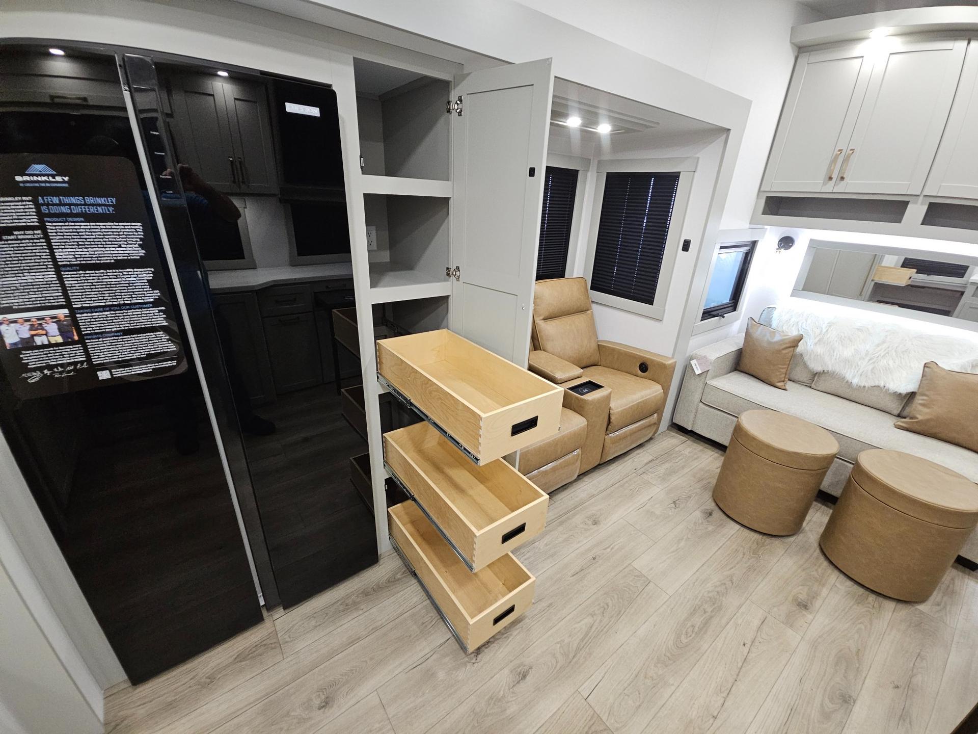 2026 Brinkley RV 2026 Brinkley RV Model Z - thumbnail 18