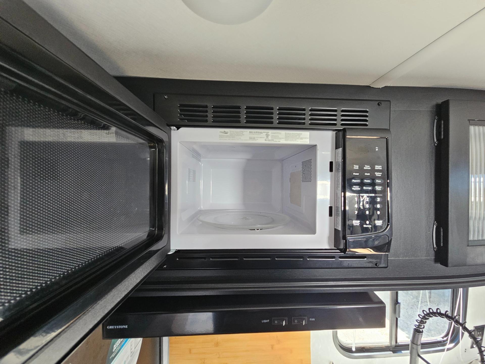 2022 Forest River RV 2022 Forest River RV Cherokee Grey Wolf - thumbnail 12