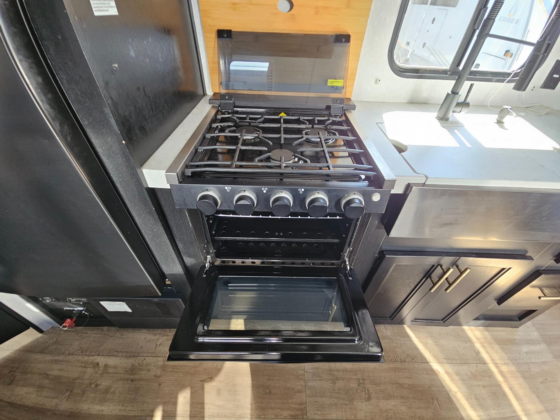 2022 Forest River RV 2022 Forest River RV Cherokee Grey Wolf - thumbnail 13