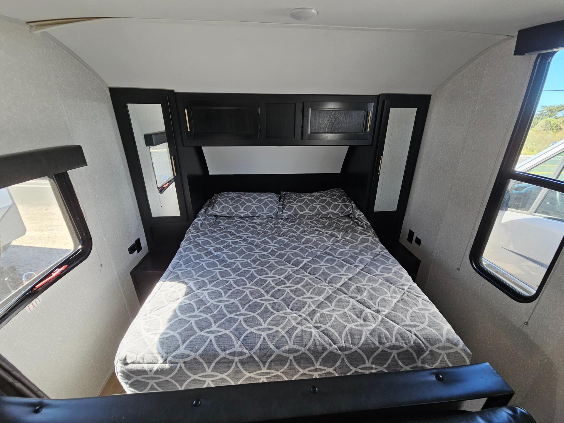 2022 Forest River RV 2022 Forest River RV Cherokee Grey Wolf - thumbnail 18