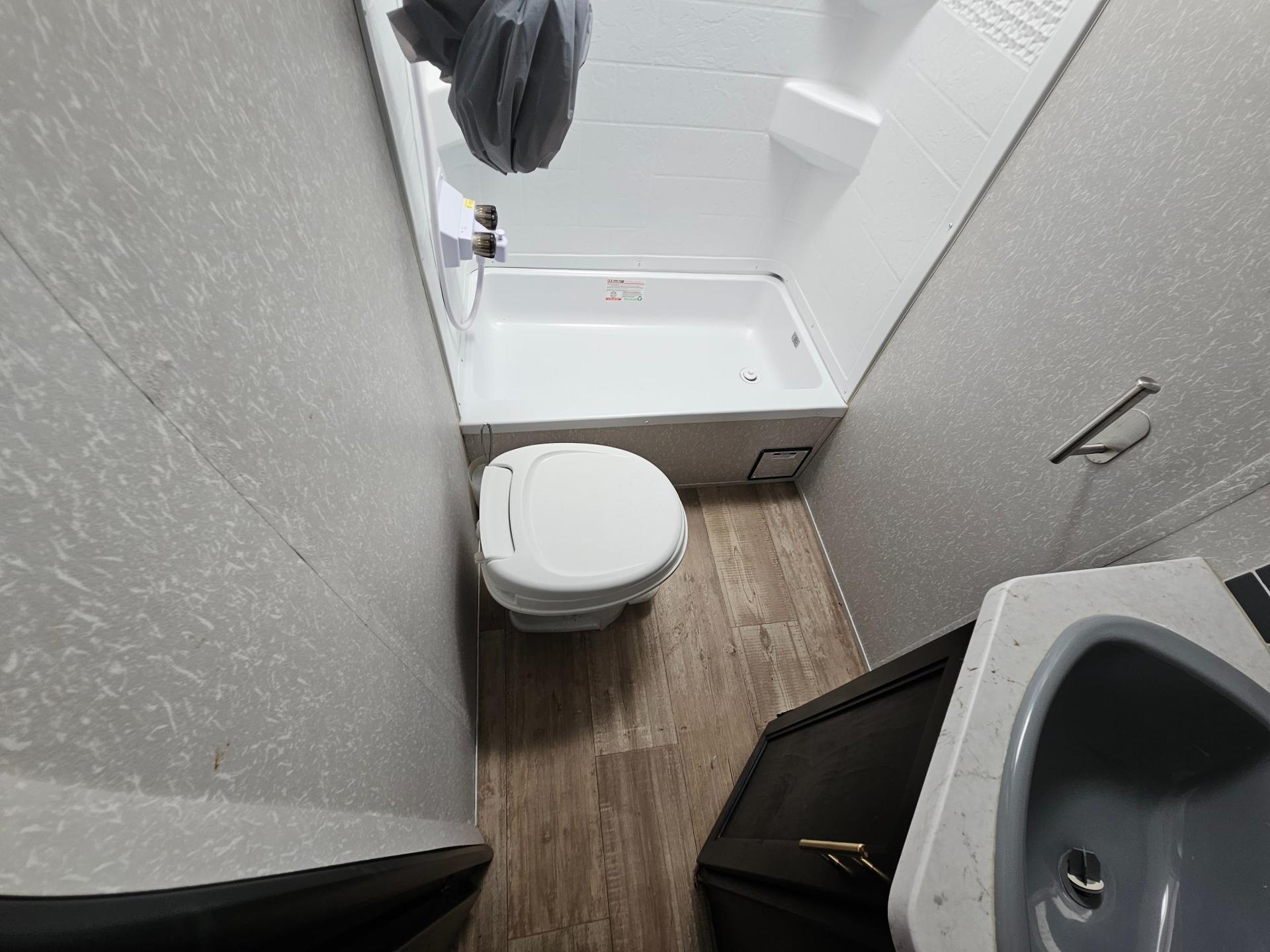 2022 Forest River RV 2022 Forest River RV Cherokee Grey Wolf - thumbnail 22