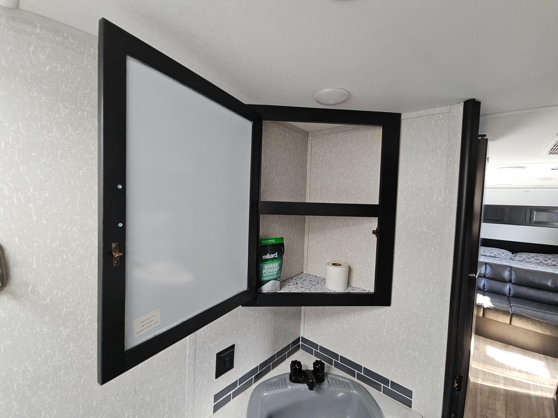 2022 Forest River RV 2022 Forest River RV Cherokee Grey Wolf - thumbnail 24