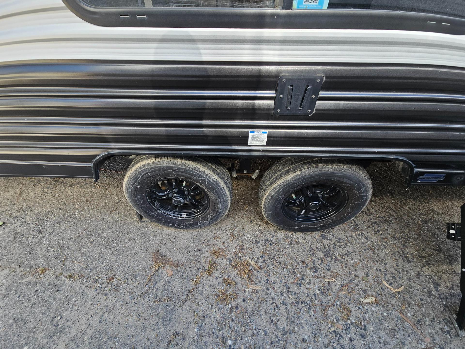 2022 Forest River RV 2022 Forest River RV Cherokee Grey Wolf - thumbnail 32