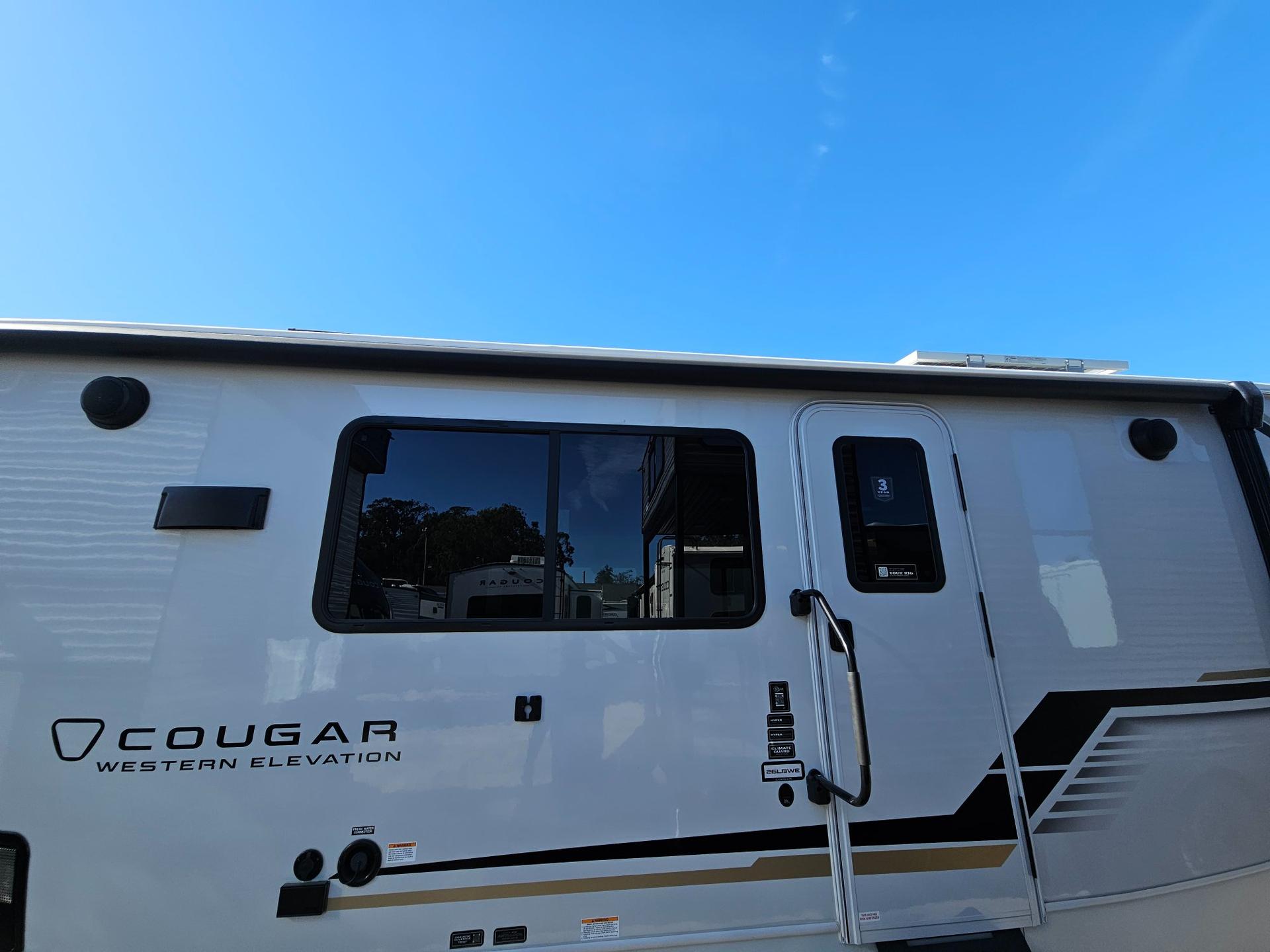 2026 Keystone RV 2026 Keystone RV Cougar Half-Ton - thumbnail 35