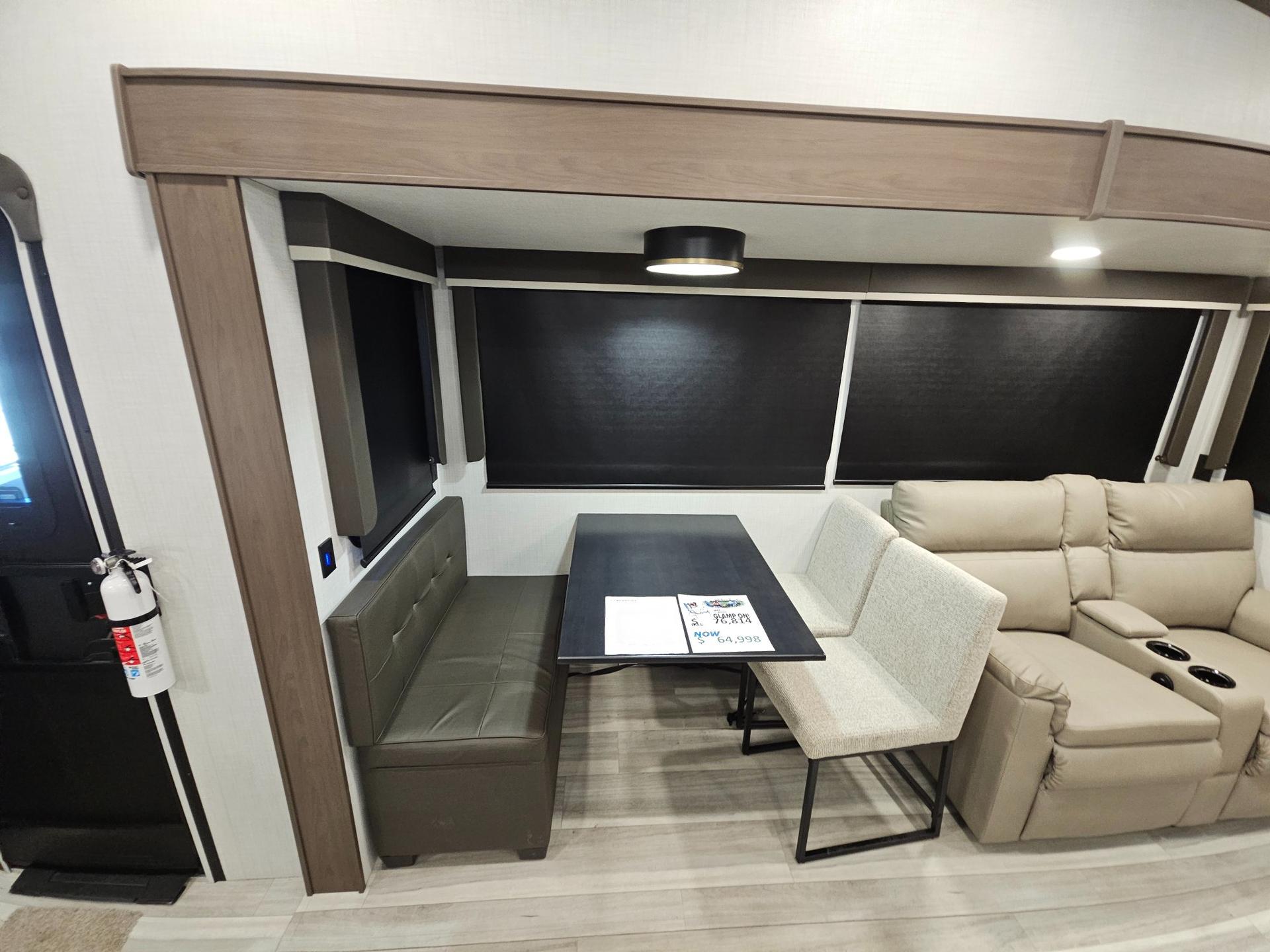 2026 Keystone RV 2026 Keystone RV Cougar Half-Ton - thumbnail 8