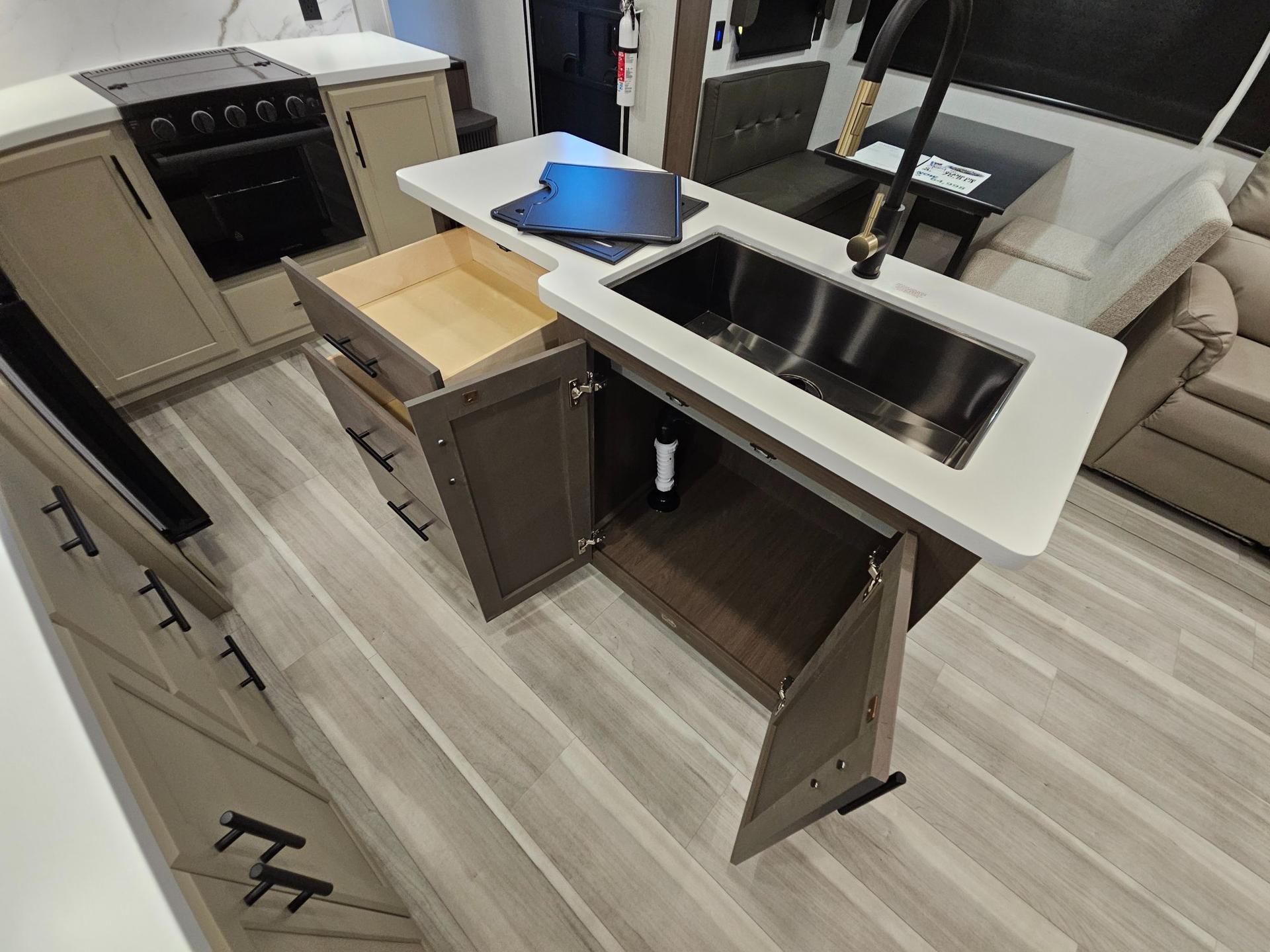 2026 Keystone RV 2026 Keystone RV Cougar Half-Ton - thumbnail 20