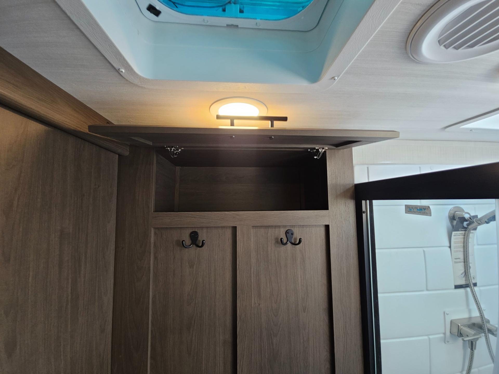 2026 Keystone RV 2026 Keystone RV Cougar Half-Ton - thumbnail 27