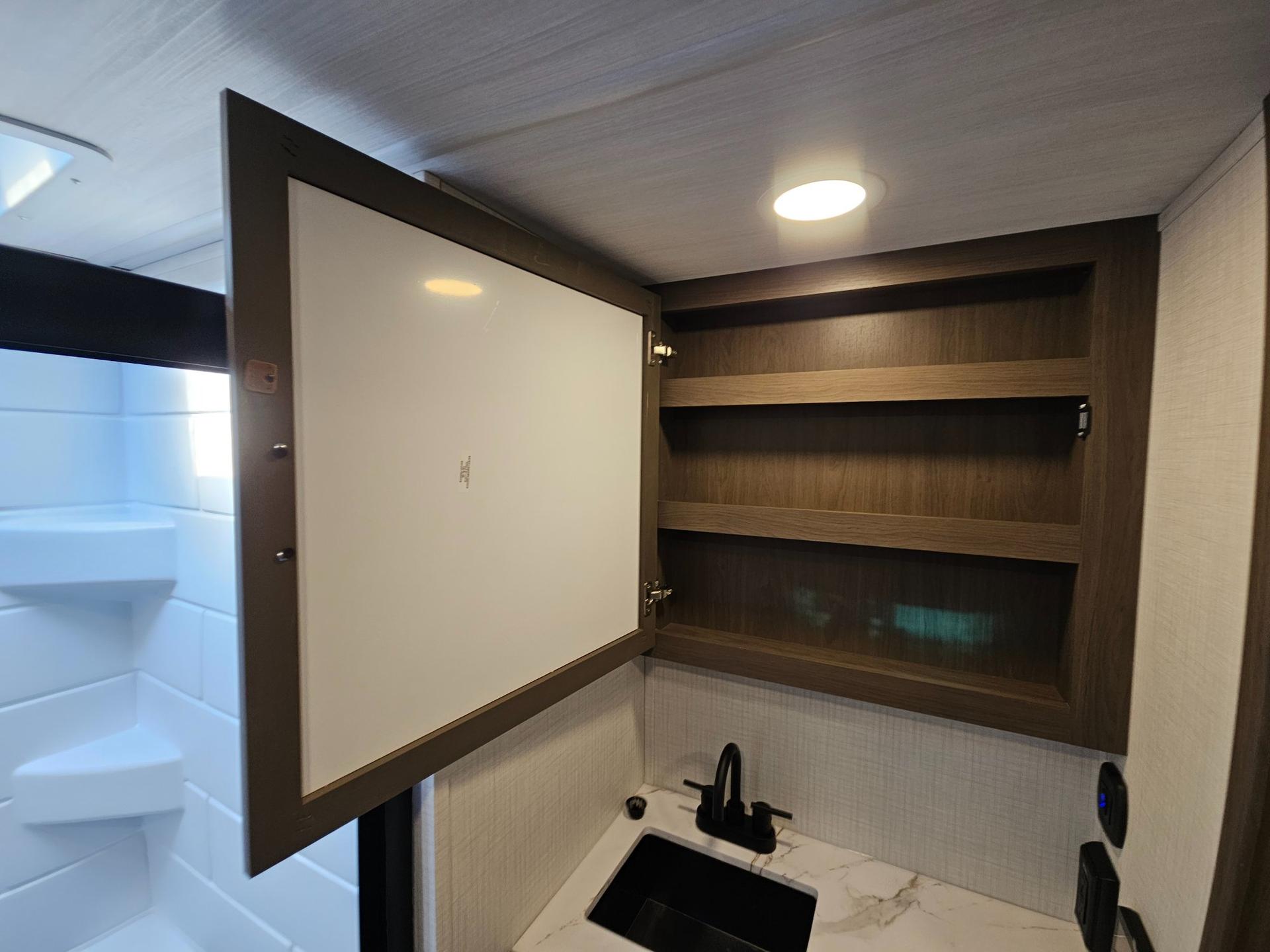 2026 Keystone RV 2026 Keystone RV Cougar Half-Ton - thumbnail 29