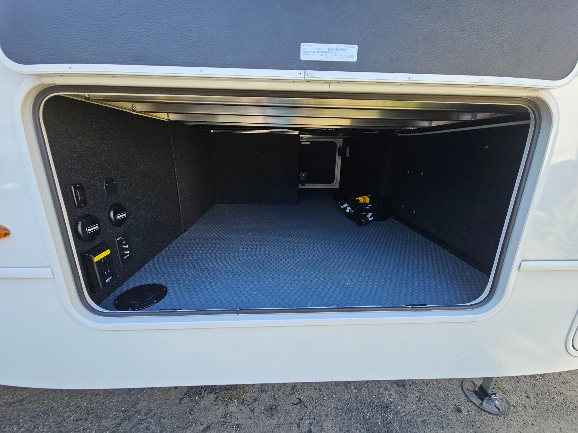 2026 Keystone RV 2026 Keystone RV Cougar Half-Ton - thumbnail 42