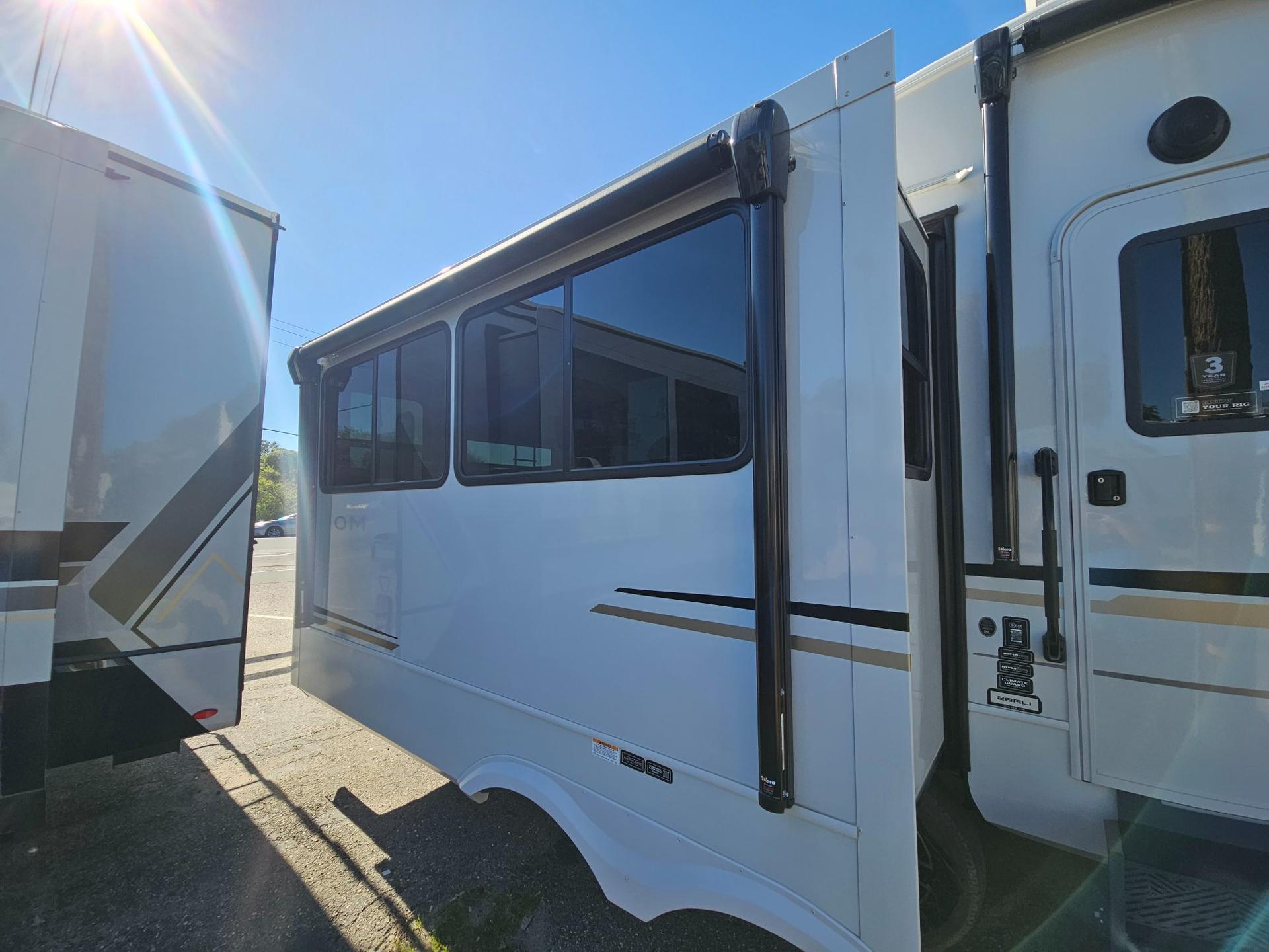 2026 Keystone RV 2026 Keystone RV Cougar Half-Ton - thumbnail 46
