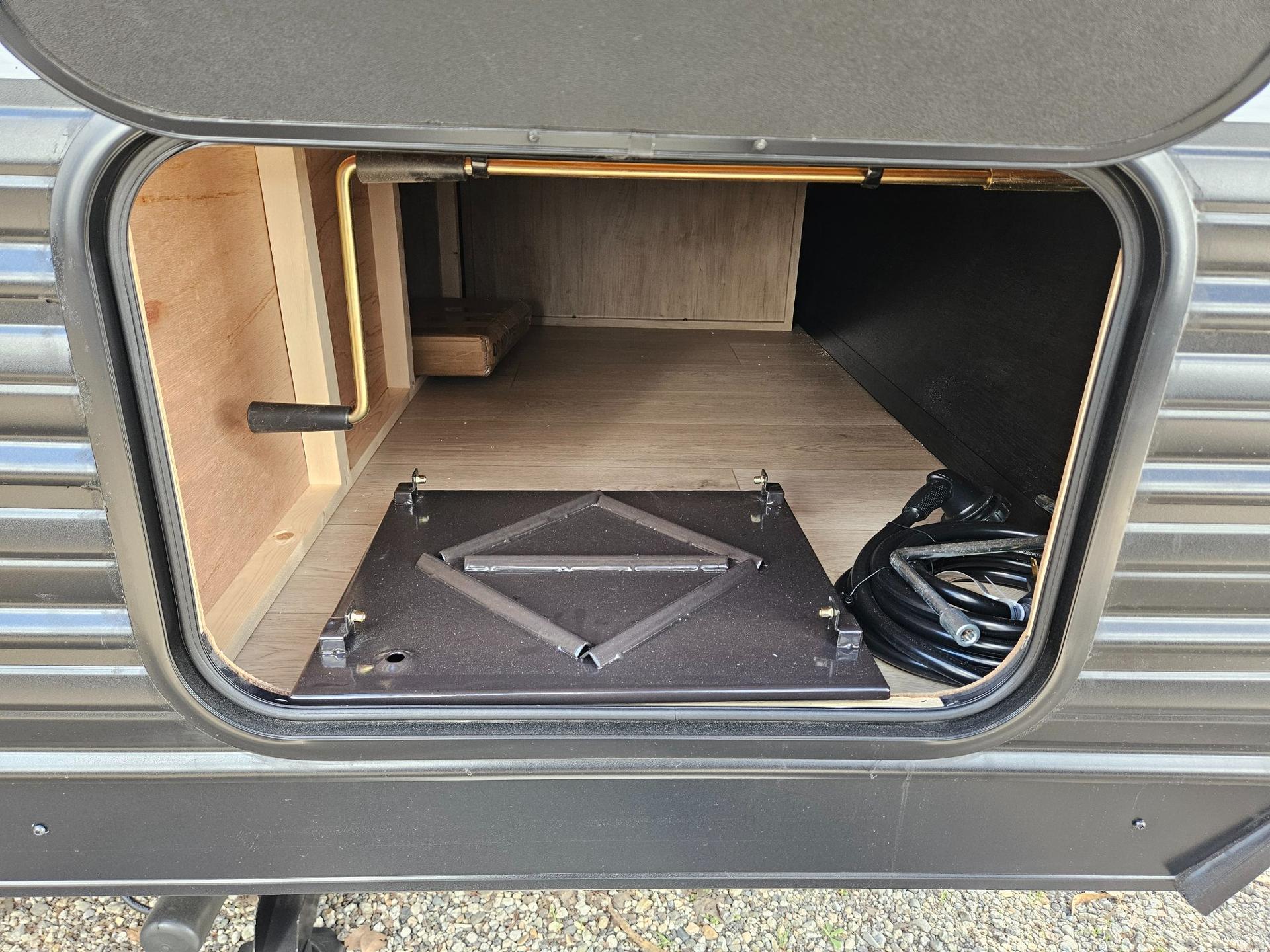 2026 Forest River RV 2026 Forest River RV Cherokee Grey Wolf - thumbnail 31