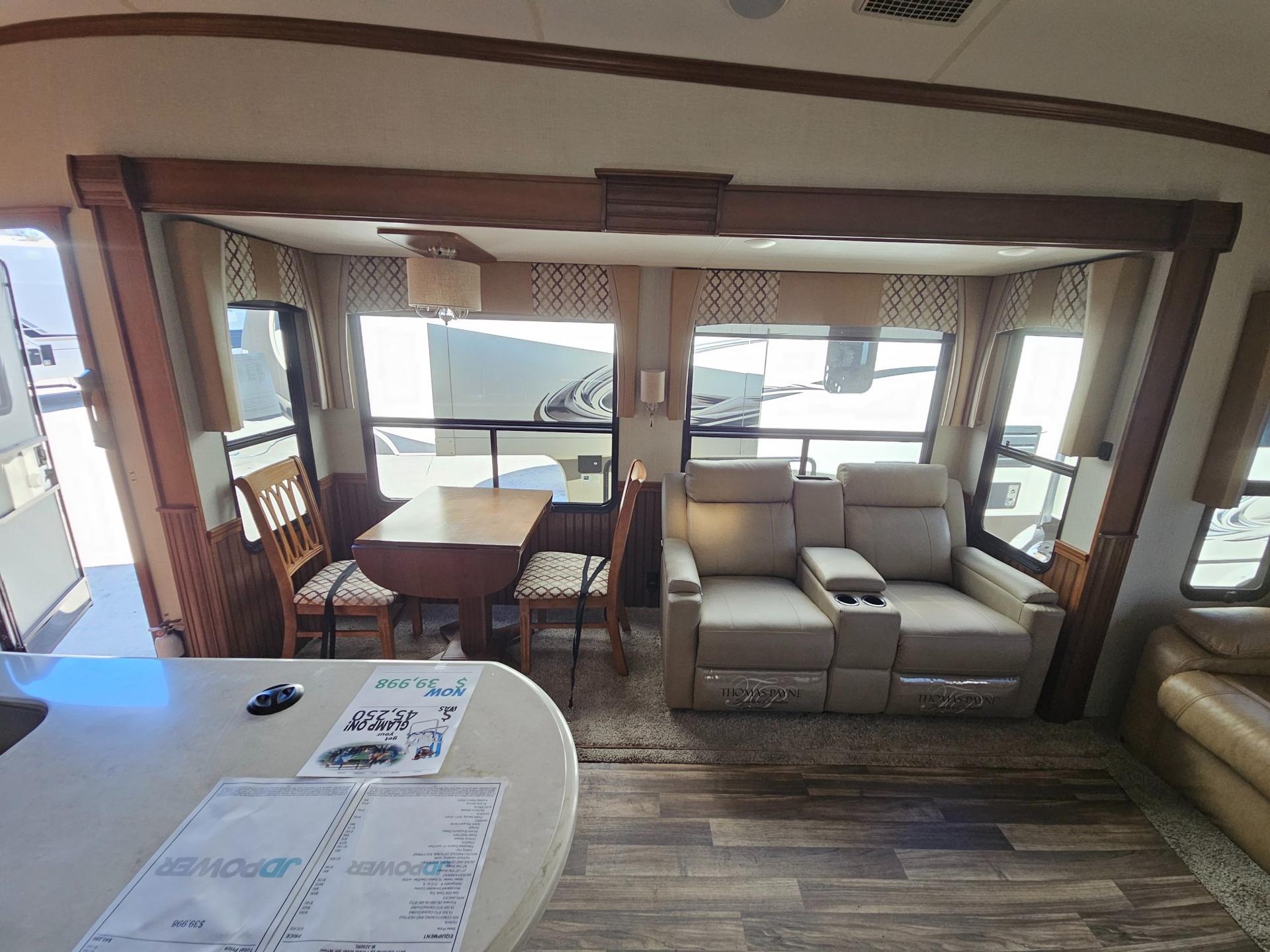 2017 Forest River RV 2017 Forest River RV Cardinal - thumbnail 6