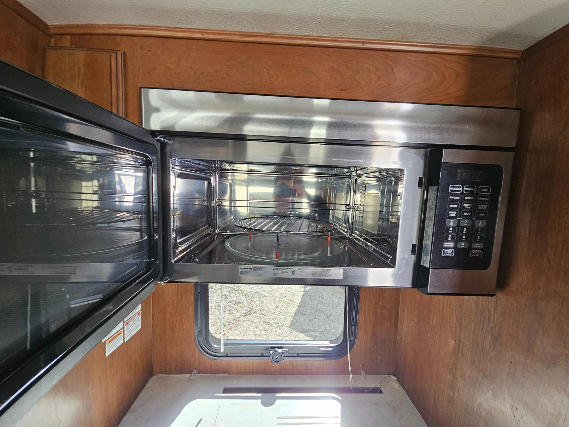 2017 Forest River RV 2017 Forest River RV Cardinal - thumbnail 13