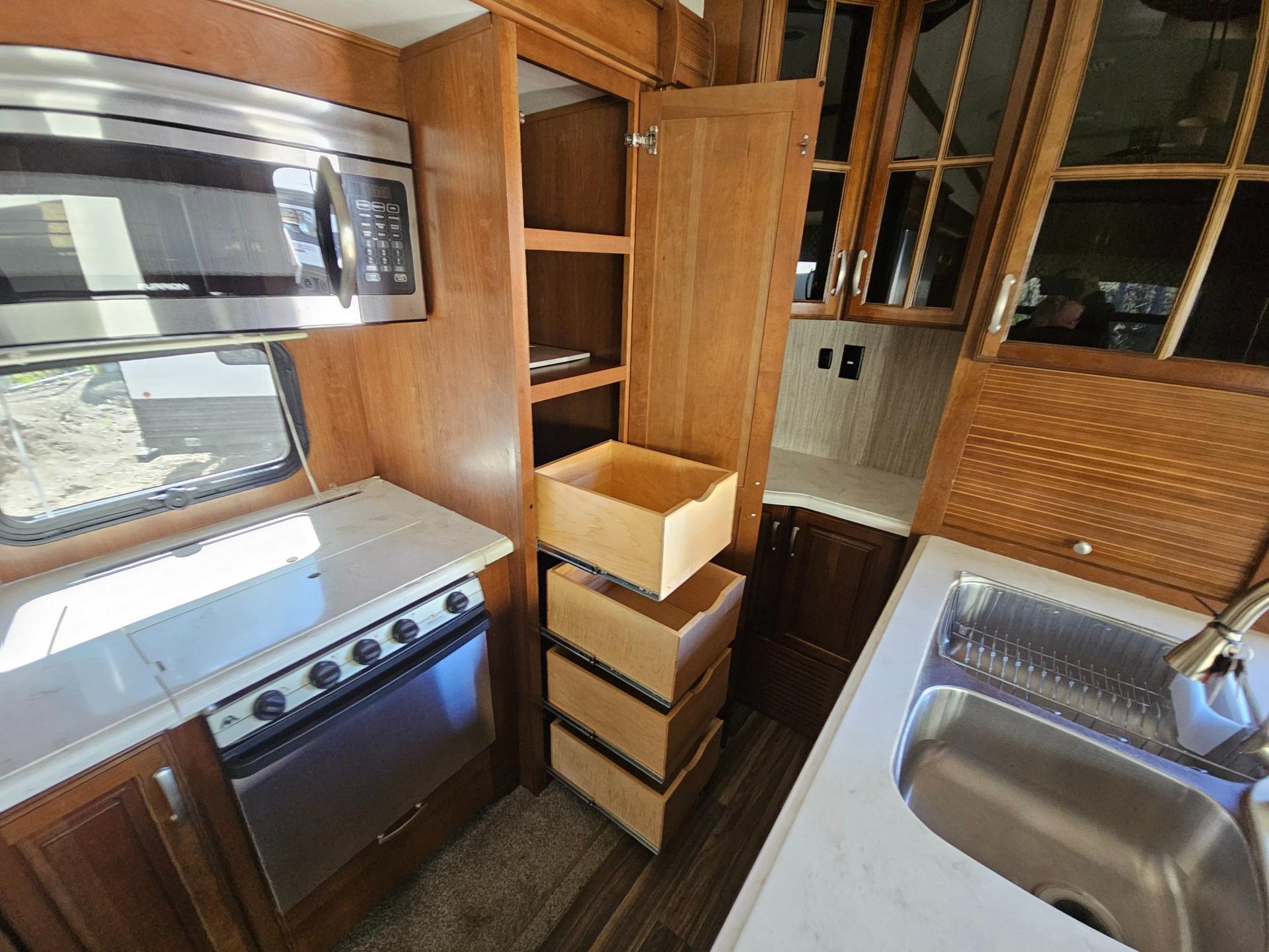2017 Forest River RV 2017 Forest River RV Cardinal - thumbnail 14