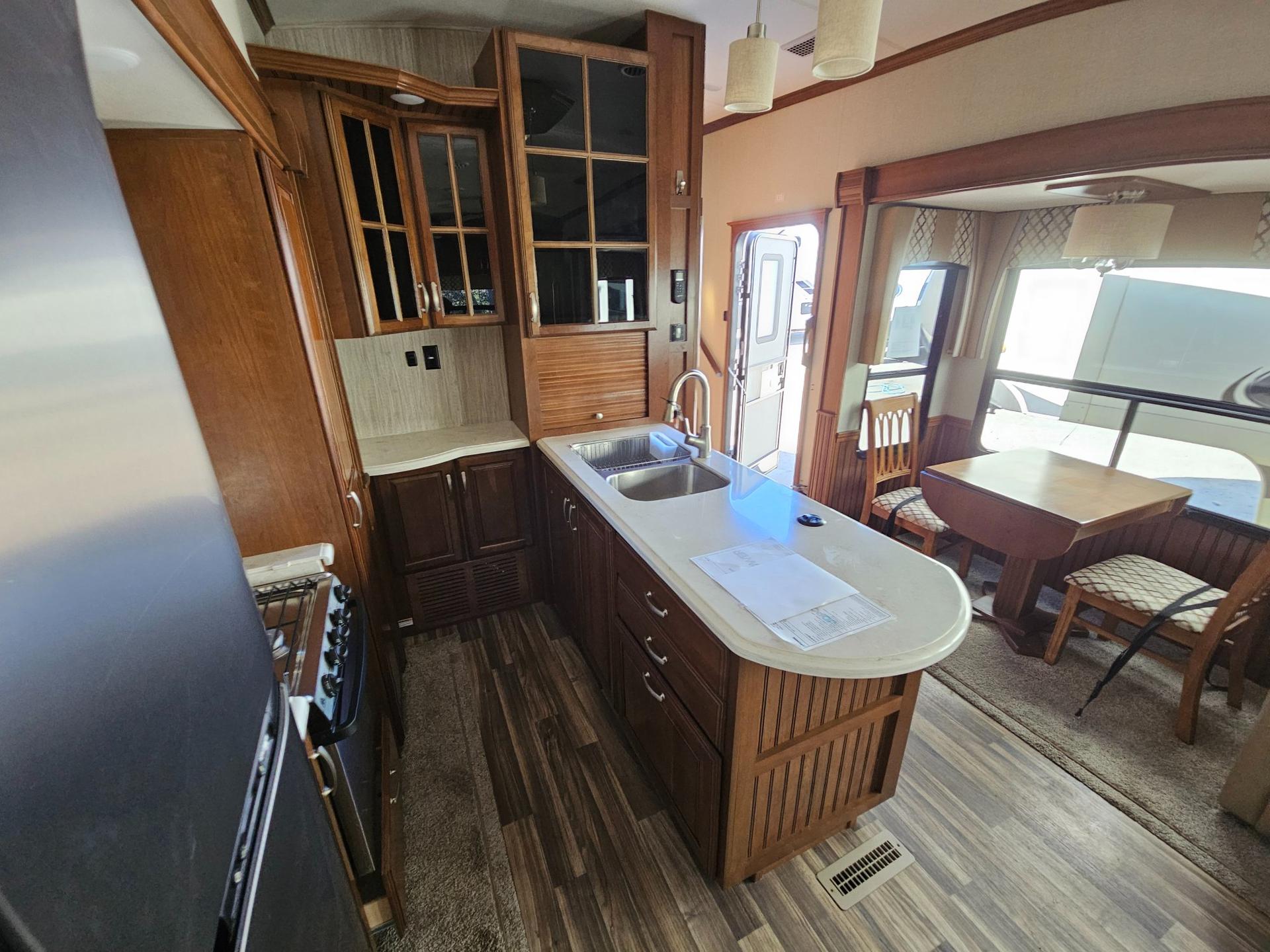 2017 Forest River RV 2017 Forest River RV Cardinal - thumbnail 17