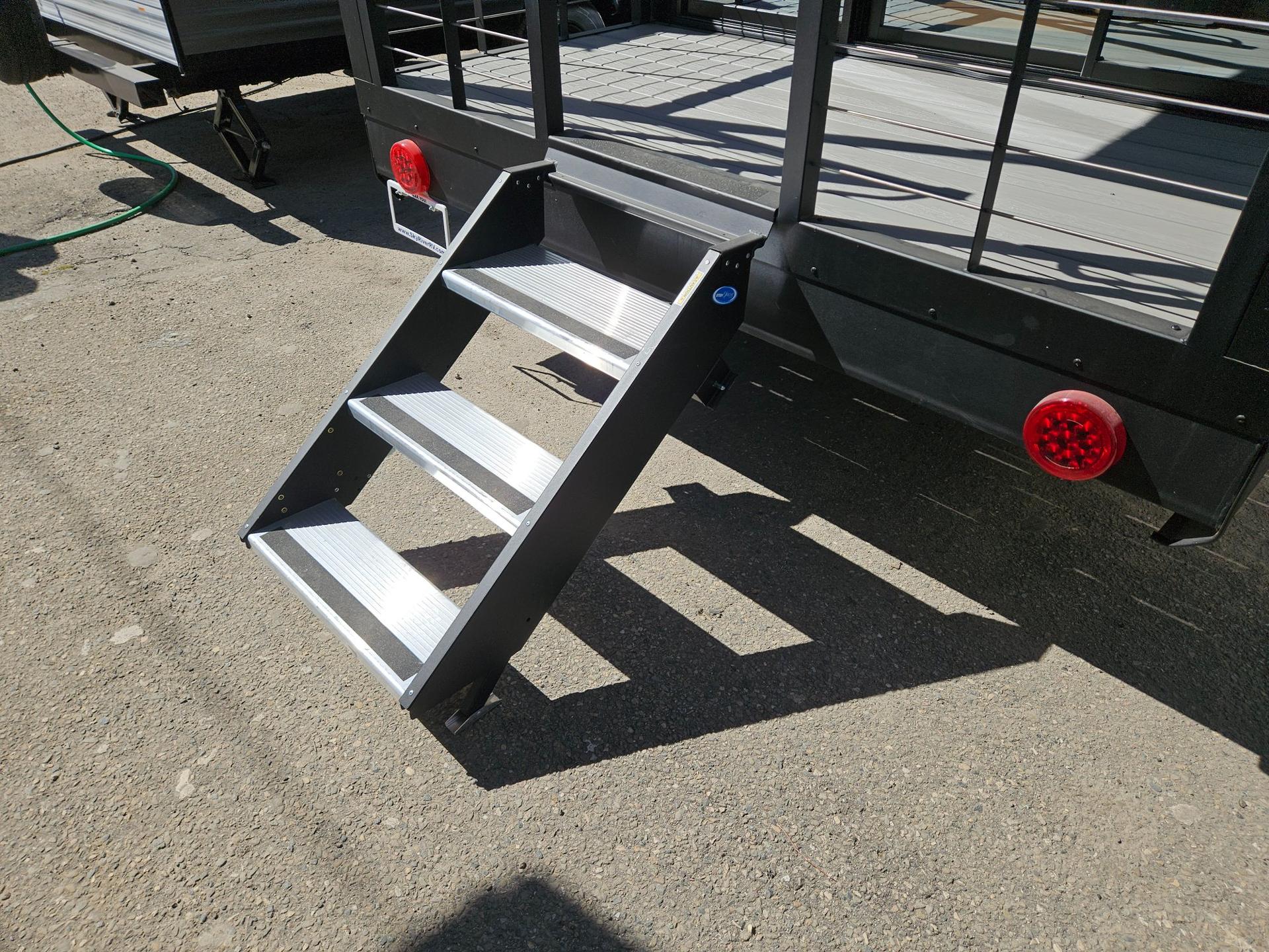 2026 Forest River RV 2026 Forest River RV Cherokee Timberwolf - thumbnail 42