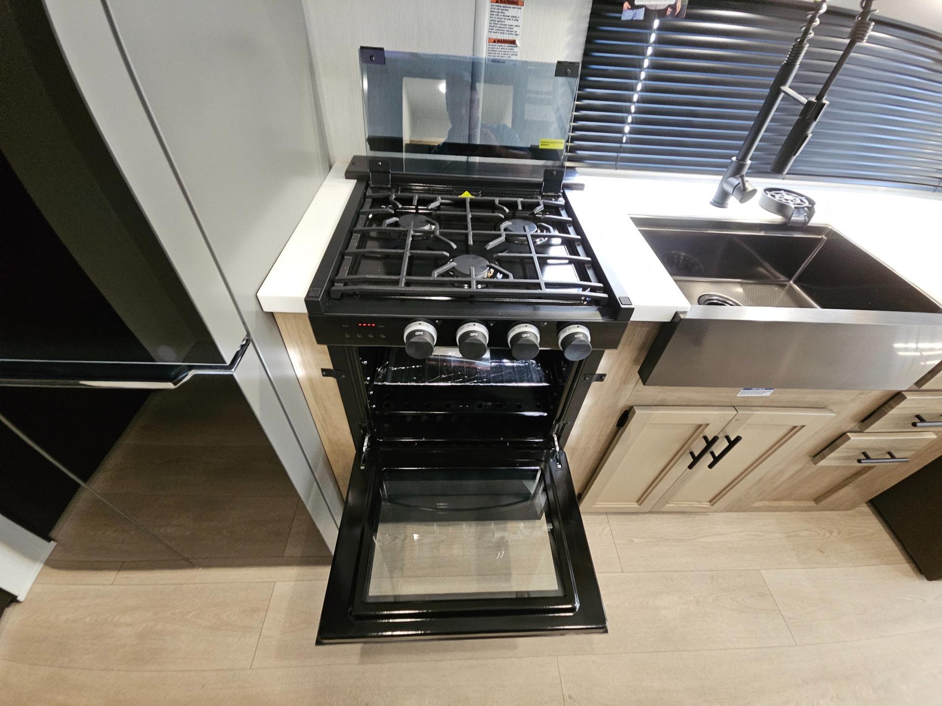 2026 Forest River RV 2026 Forest River RV Cherokee Grey Wolf - thumbnail 76