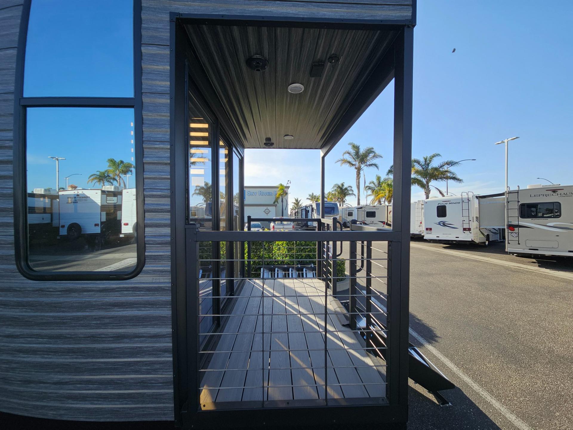 2026 Forest River RV 2026 Forest River RV Cherokee Grey Wolf - thumbnail 100