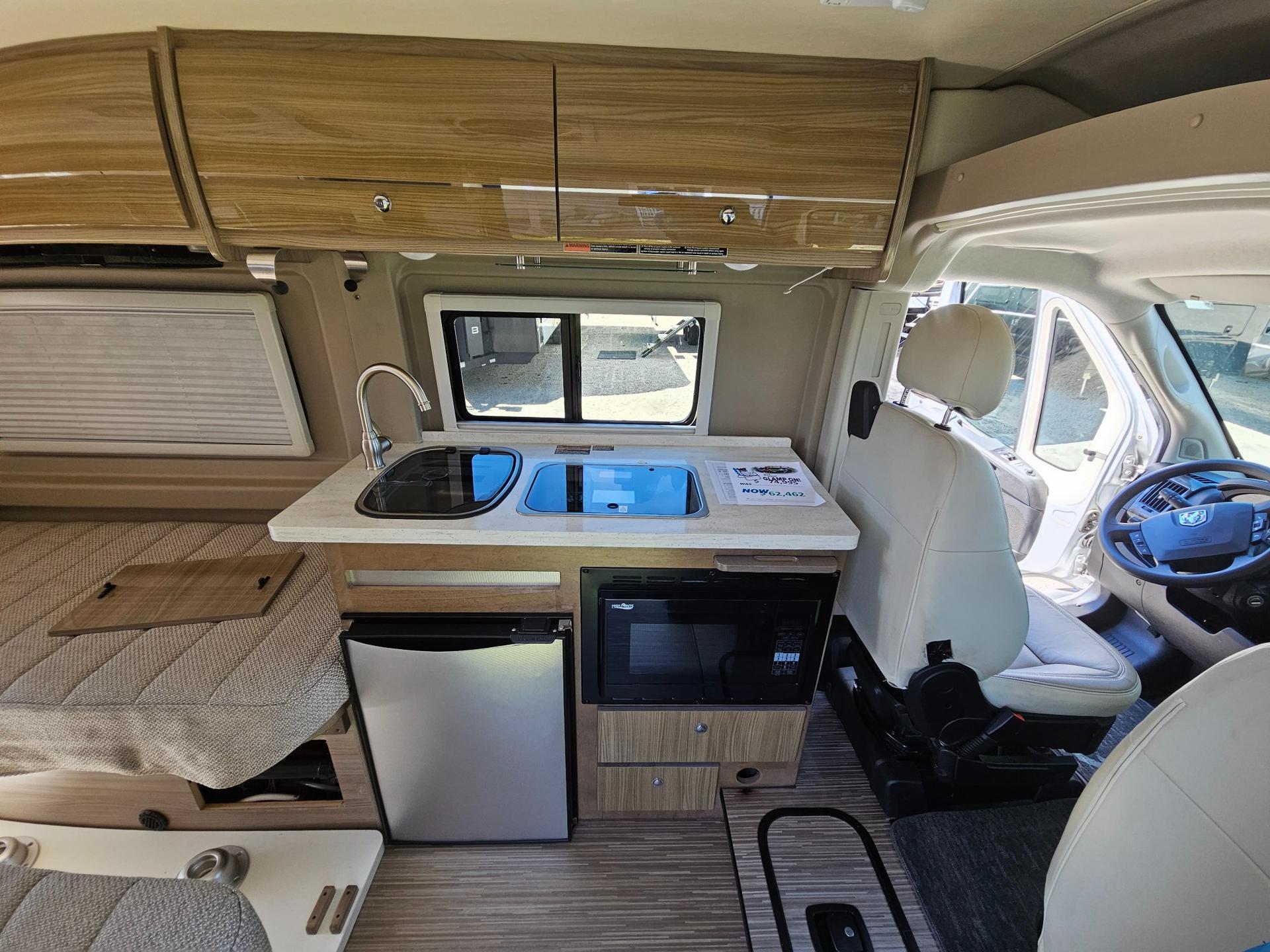 2019 Winnebago 2019 Winnebago Travato - thumbnail 46
