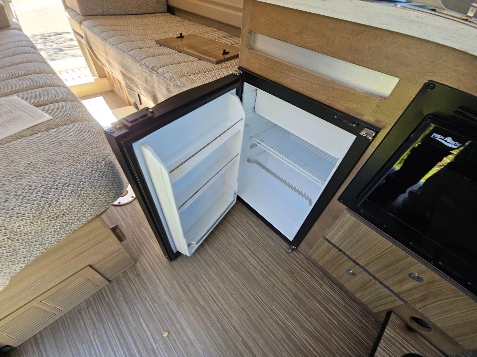 2019 Winnebago 2019 Winnebago Travato - thumbnail 49