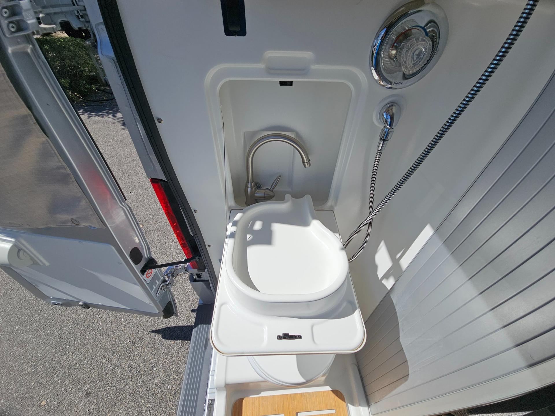 2019 Winnebago 2019 Winnebago Travato - thumbnail 58