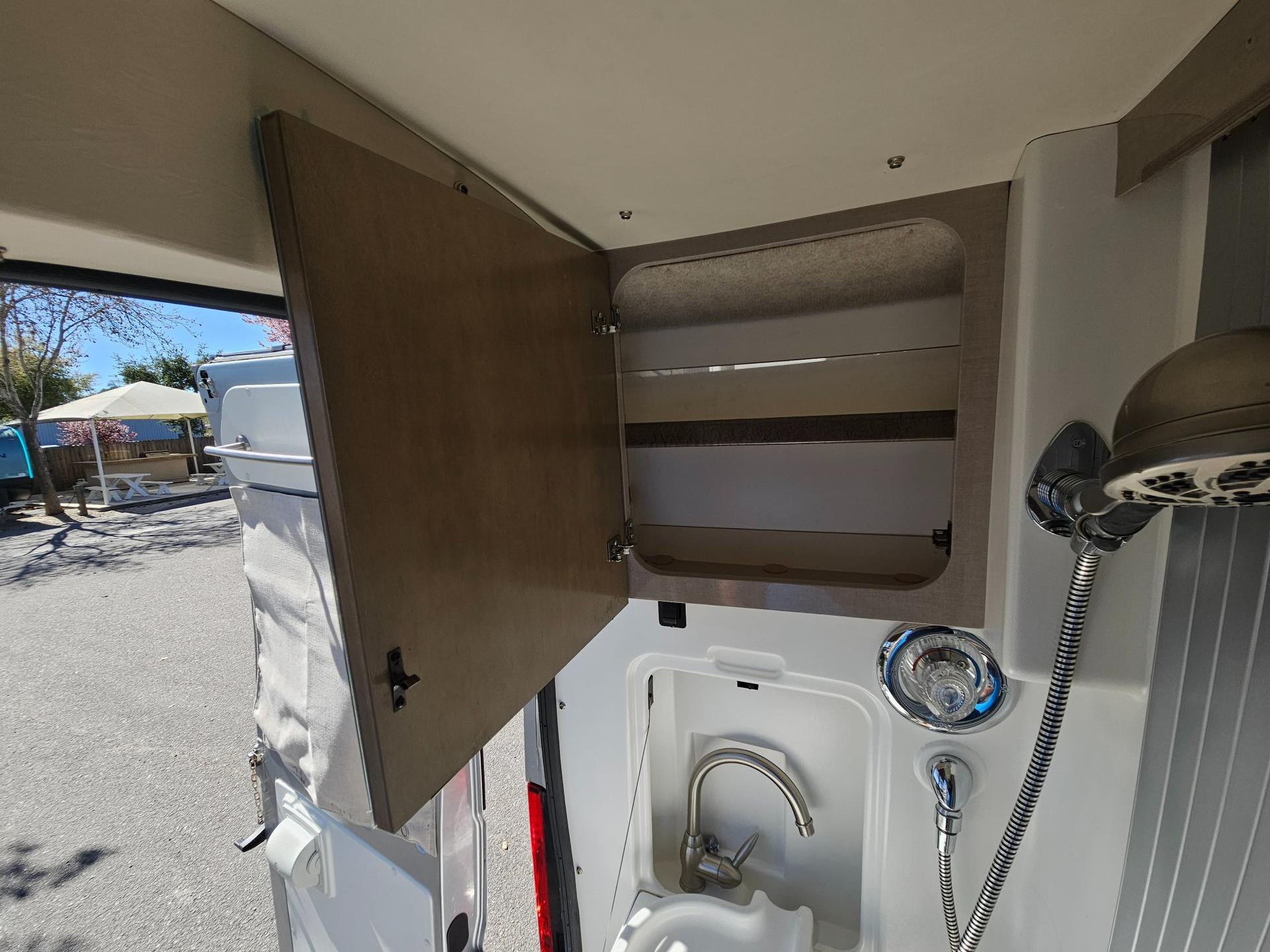 2019 Winnebago 2019 Winnebago Travato - thumbnail 59