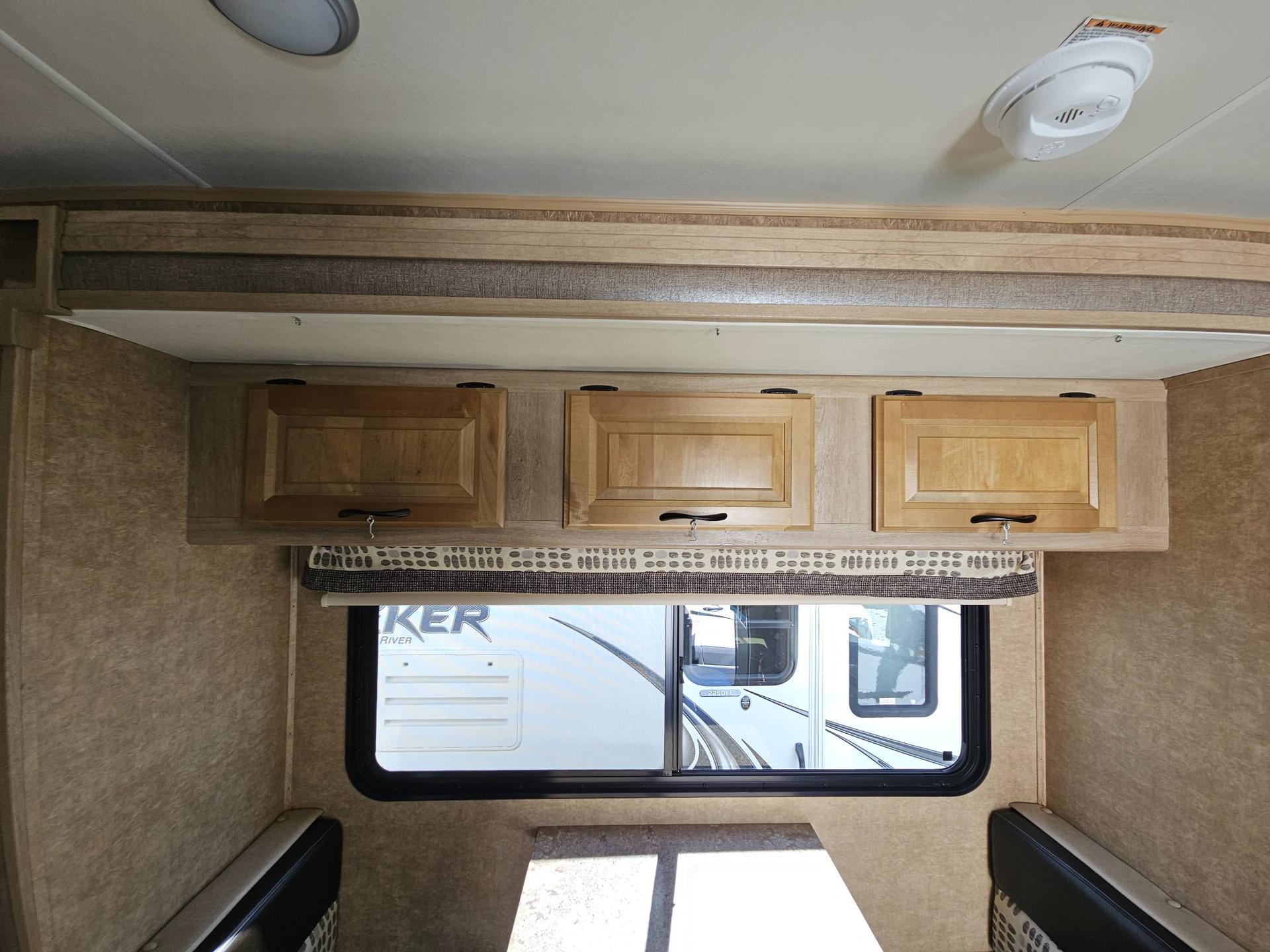 2016 Coachmen 2016 Coachmen Prism - thumbnail 8