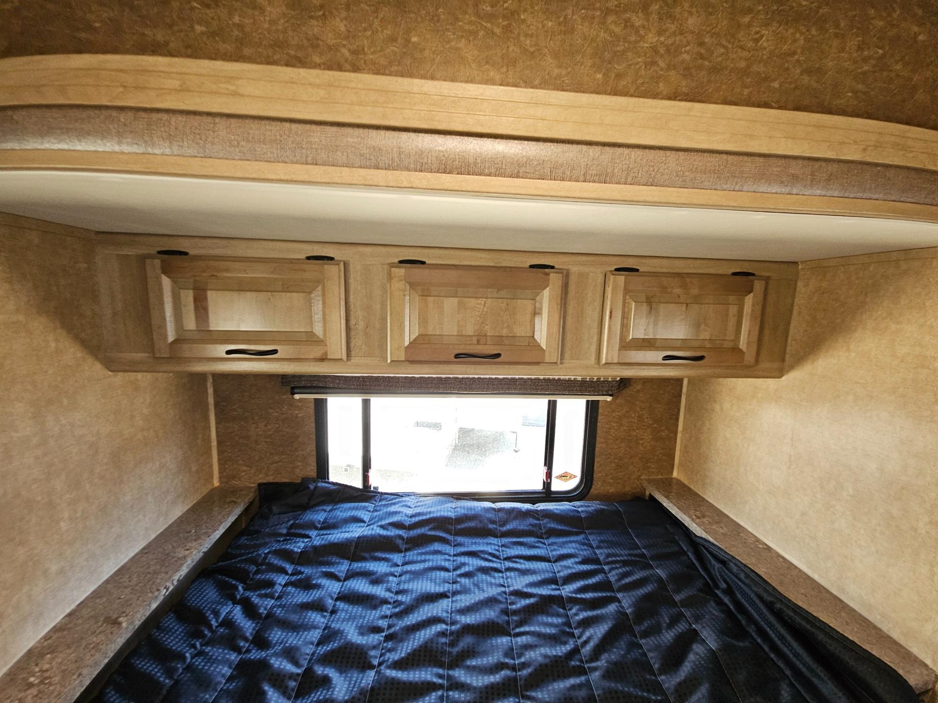 2016 Coachmen 2016 Coachmen Prism - thumbnail 25