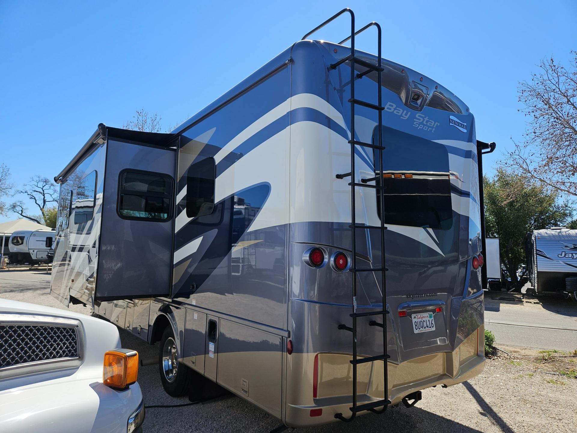 2021 Newmar 2021 Newmar Bay Star Sport - thumbnail 3