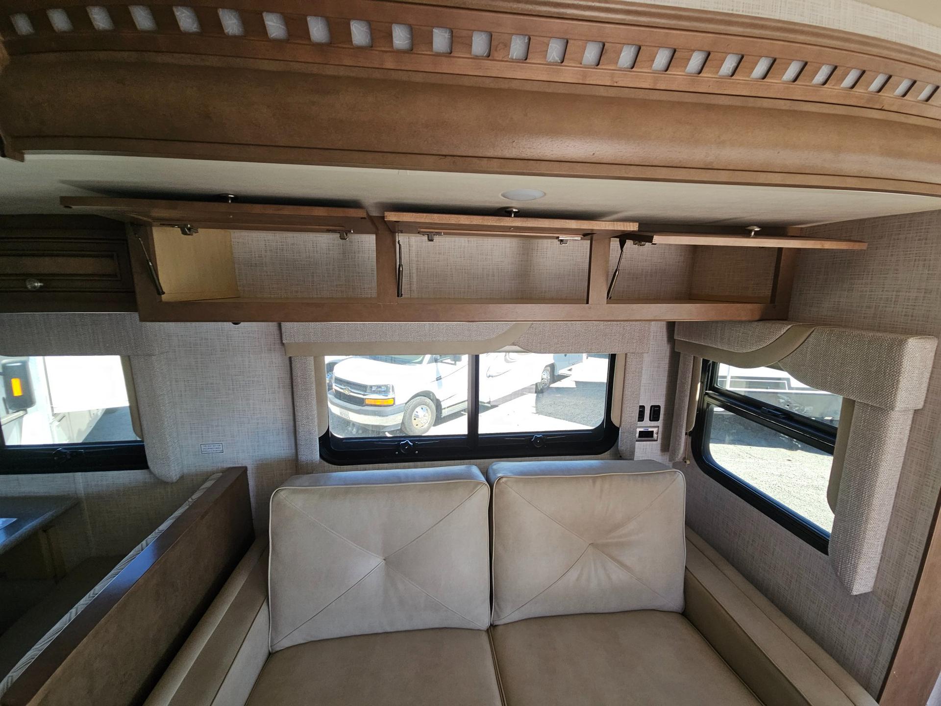 2021 Newmar 2021 Newmar Bay Star Sport - thumbnail 8